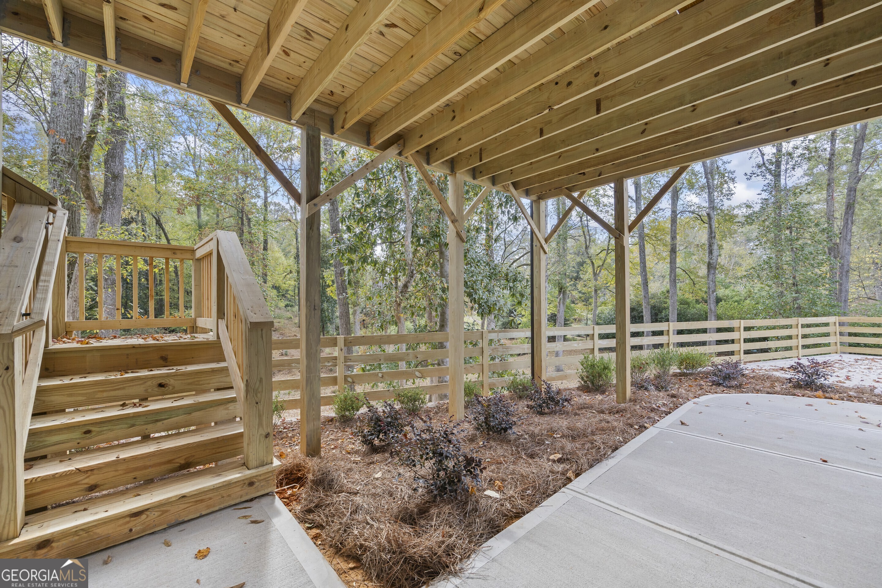 611 Foster Park Lane