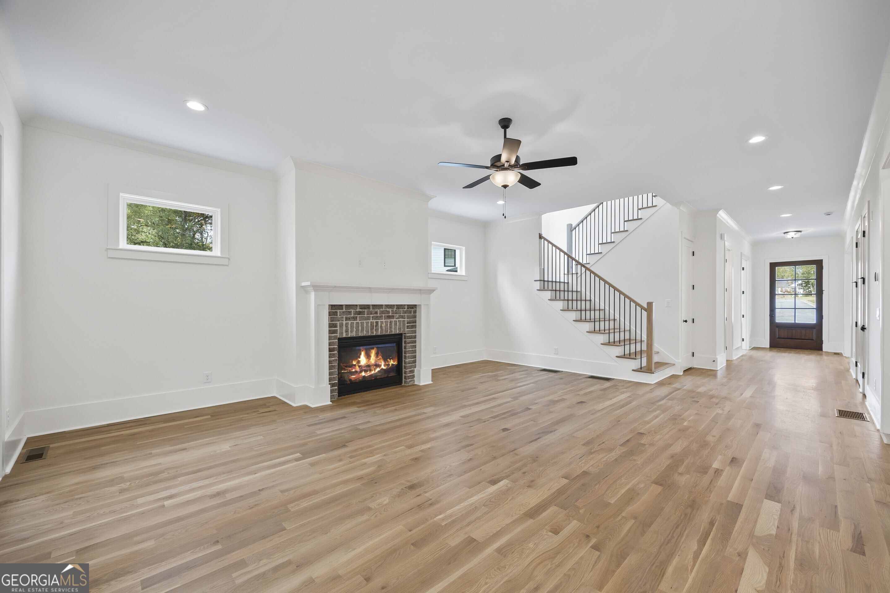 611 Foster Park Lane