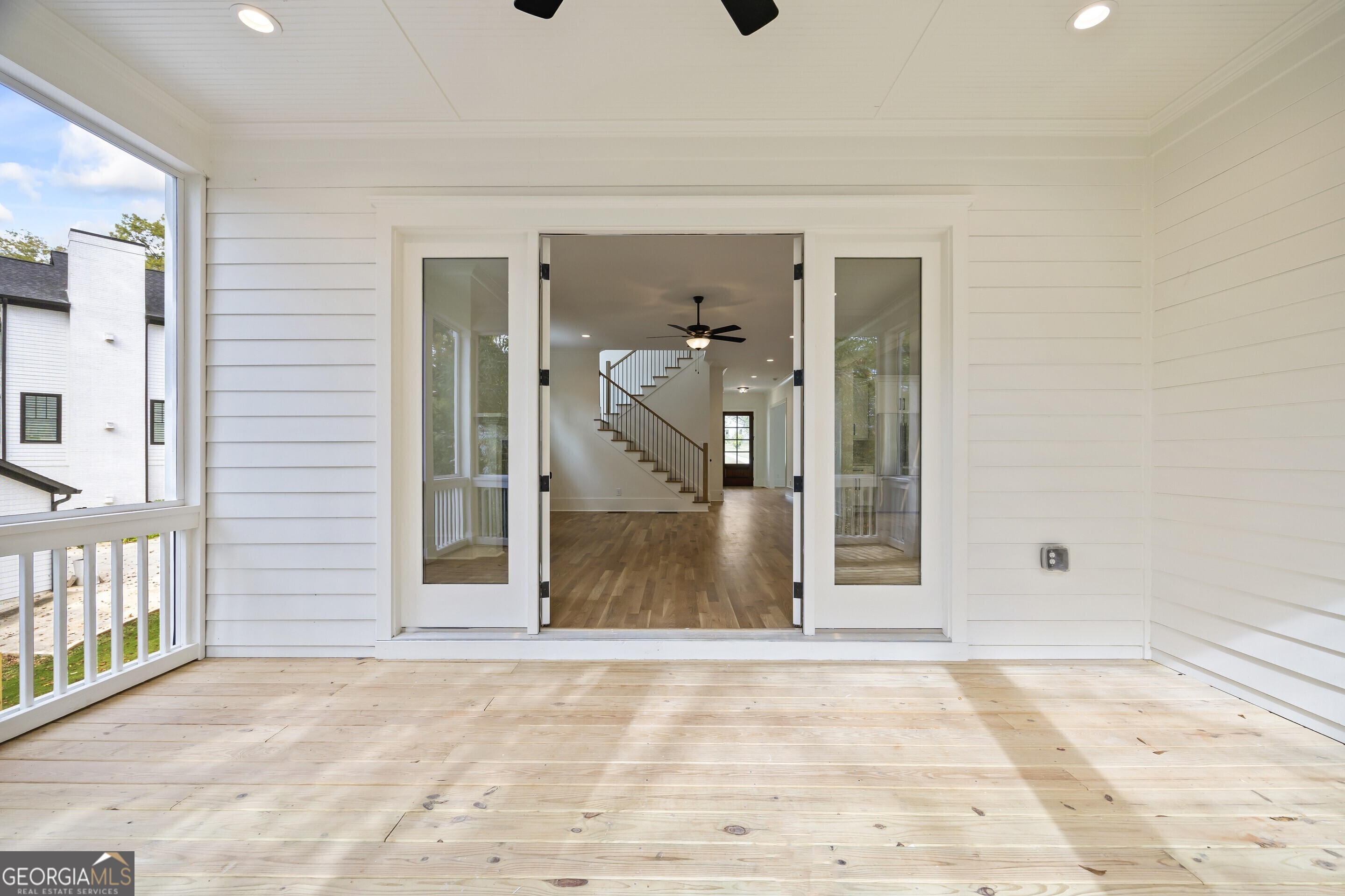 611 Foster Park Lane