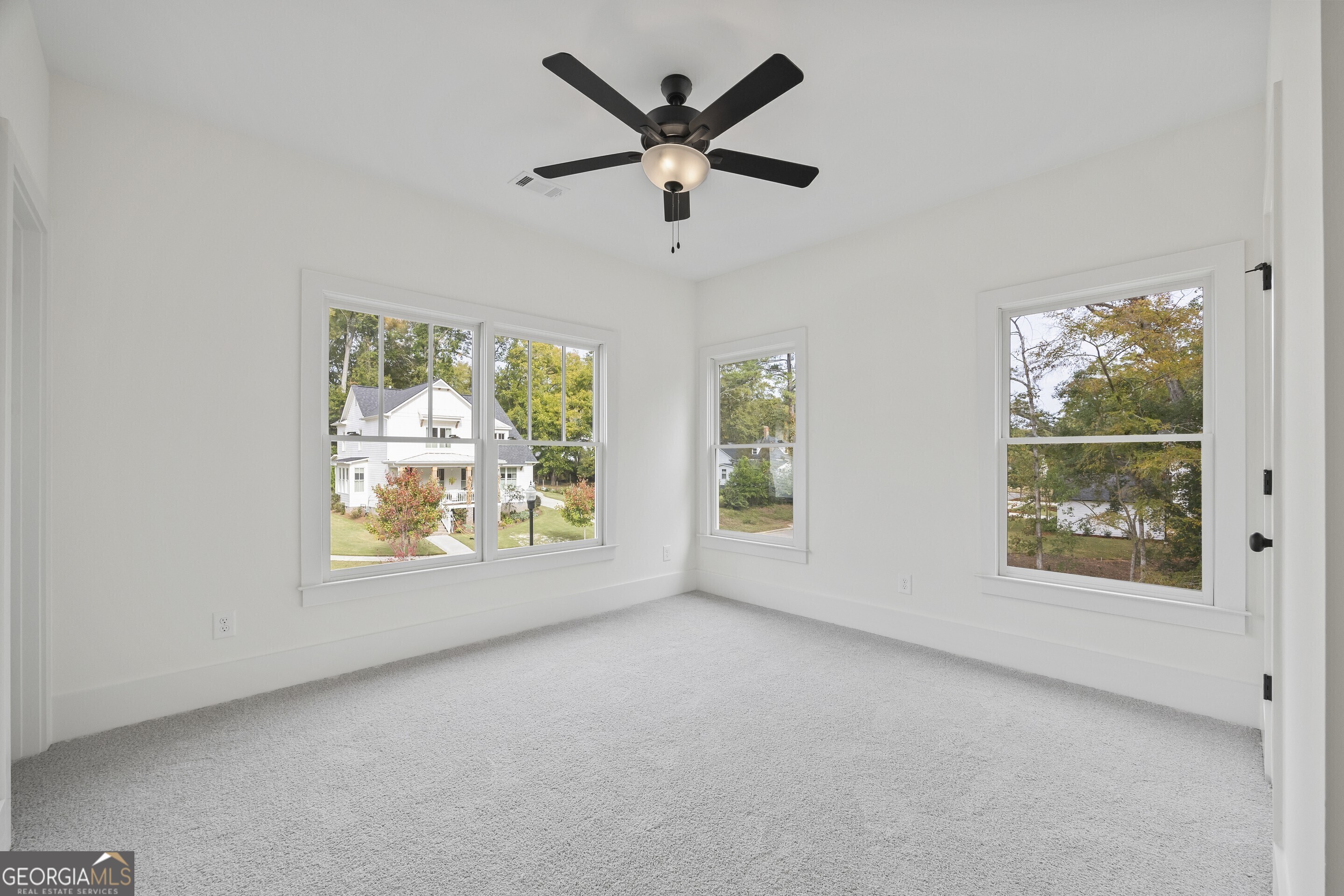 611 Foster Park Lane