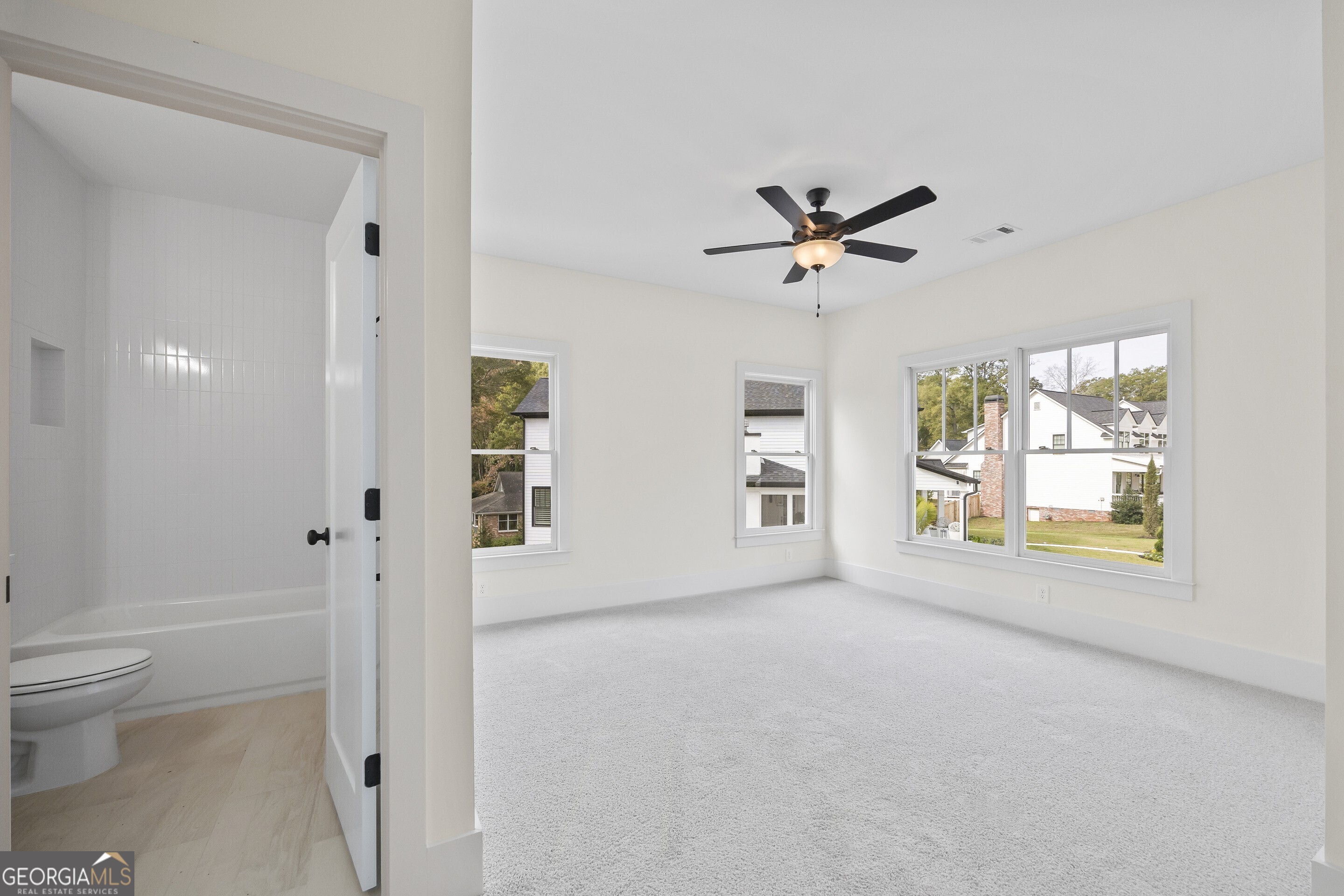 611 Foster Park Lane