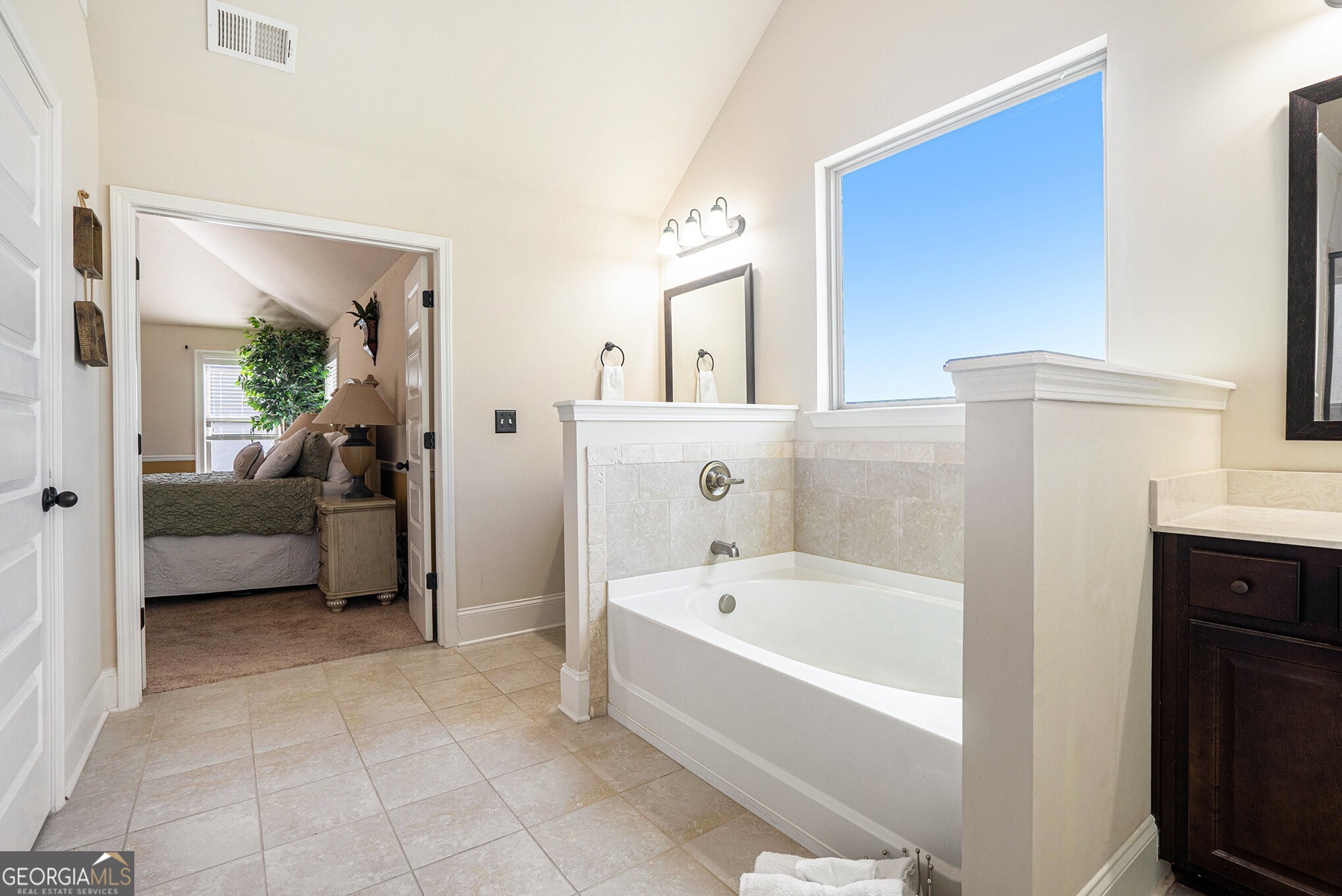 411 Little Carter Cove