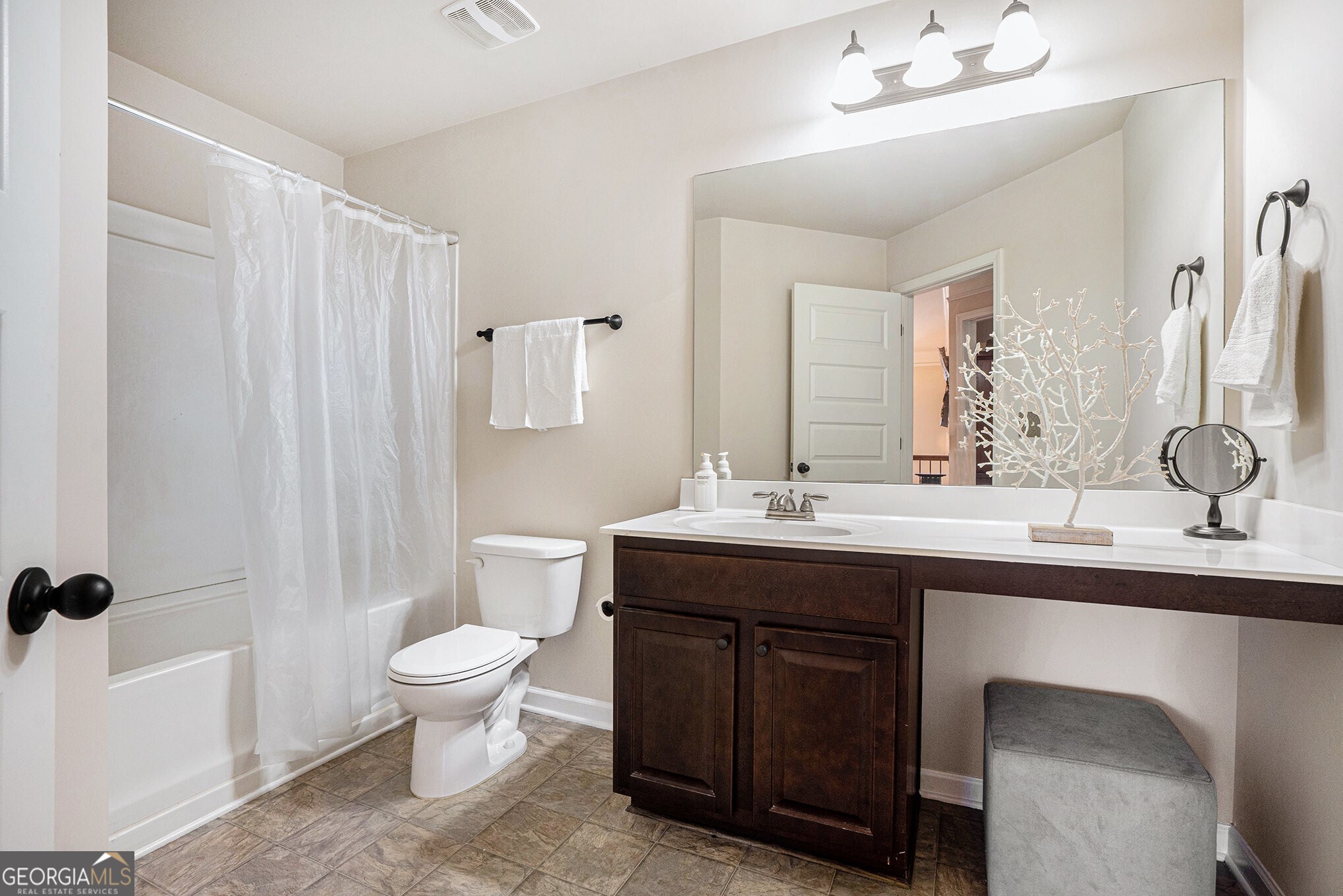 411 Little Carter Cove