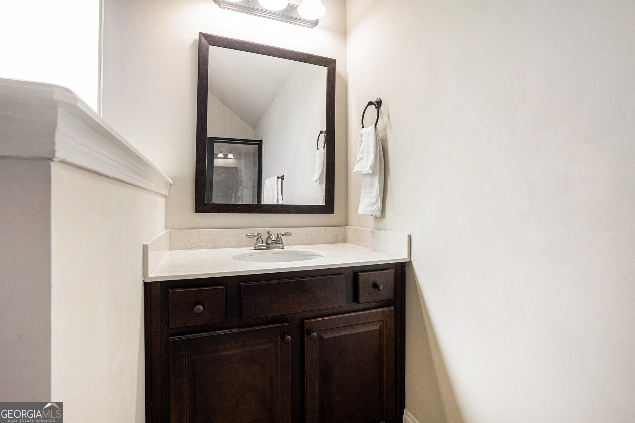 411 Little Carter Cove