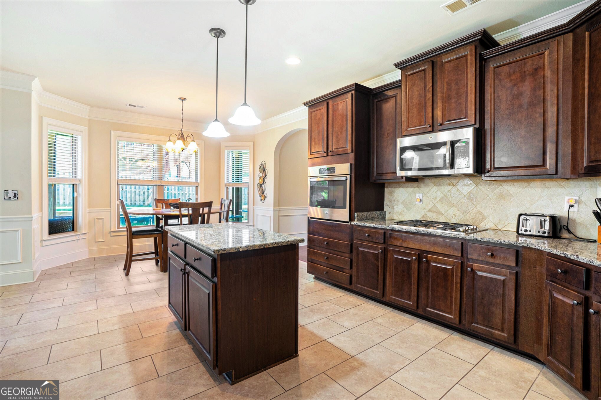 411 Little Carter Cove