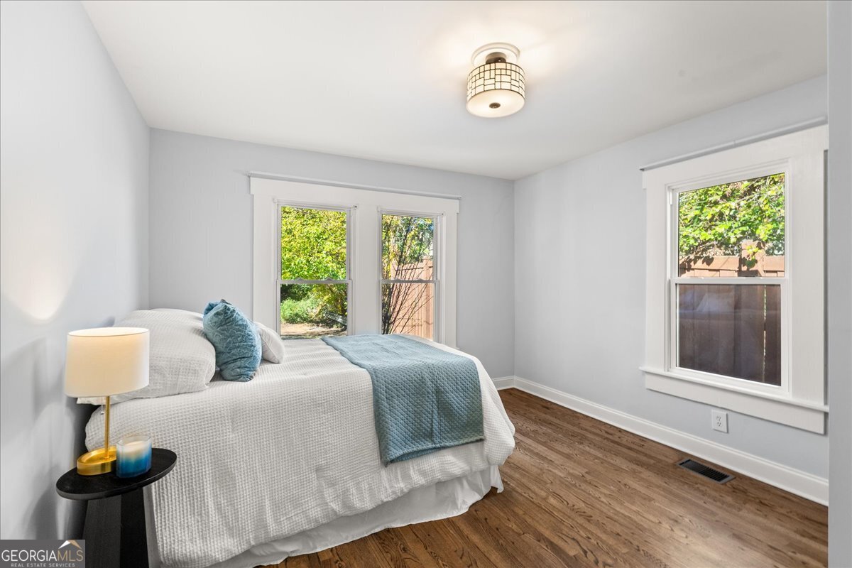 308 Mcpherson Place SE