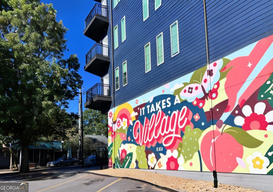 308 Mcpherson Place SE