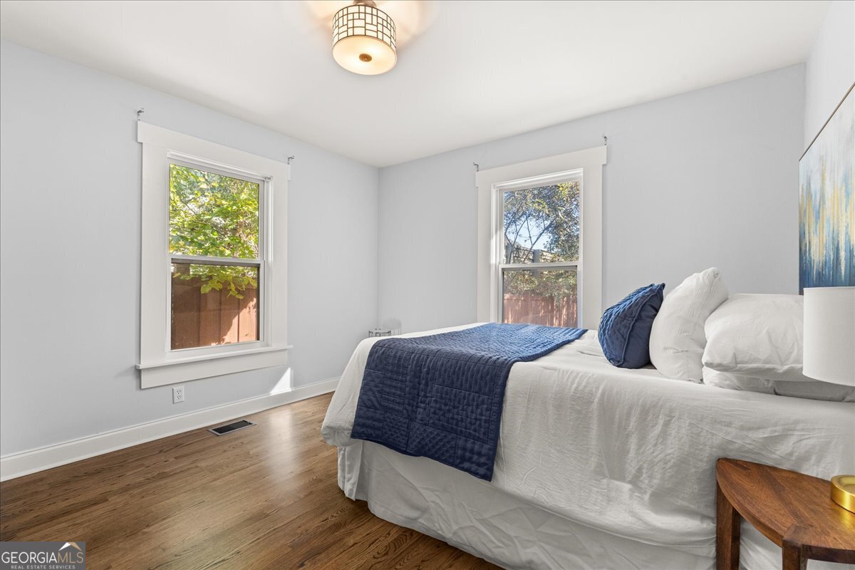 308 Mcpherson Place SE