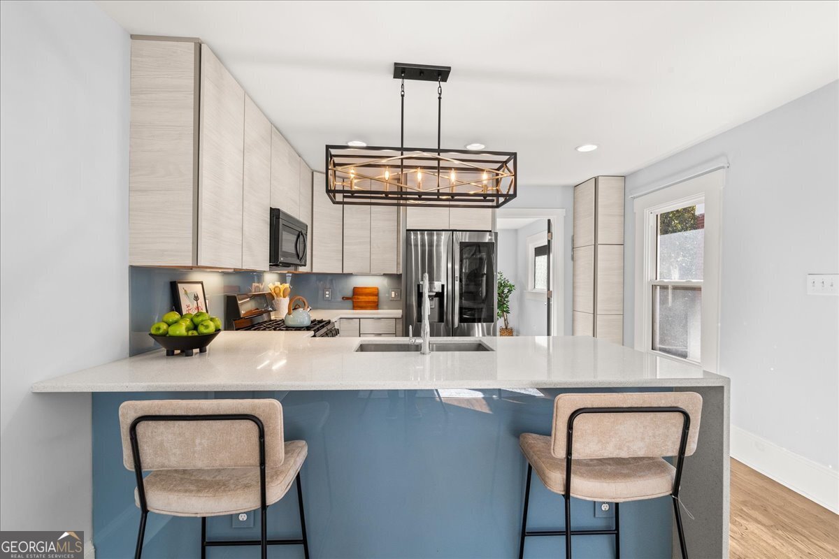 308 Mcpherson Place SE