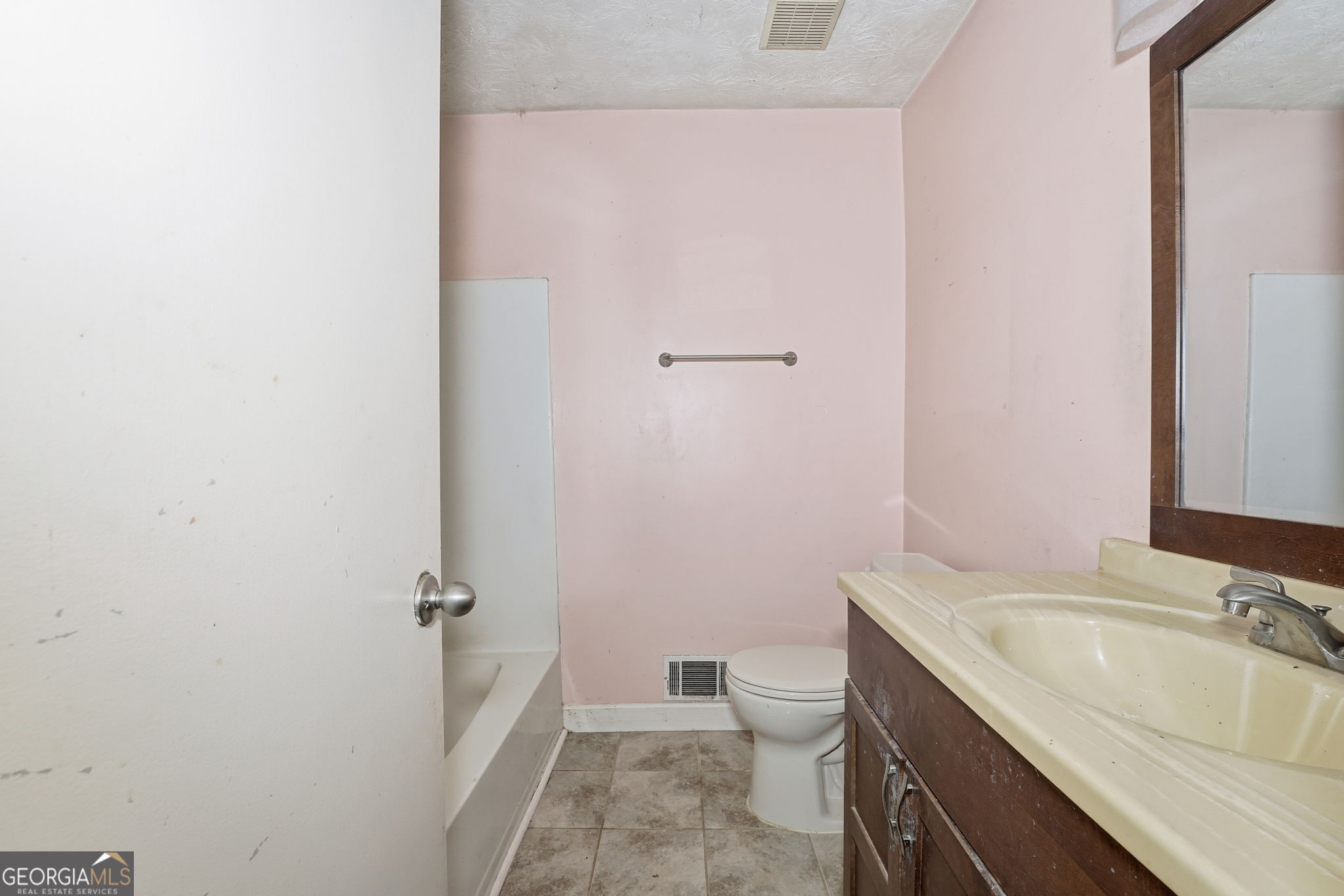 767 Starmist Court NE