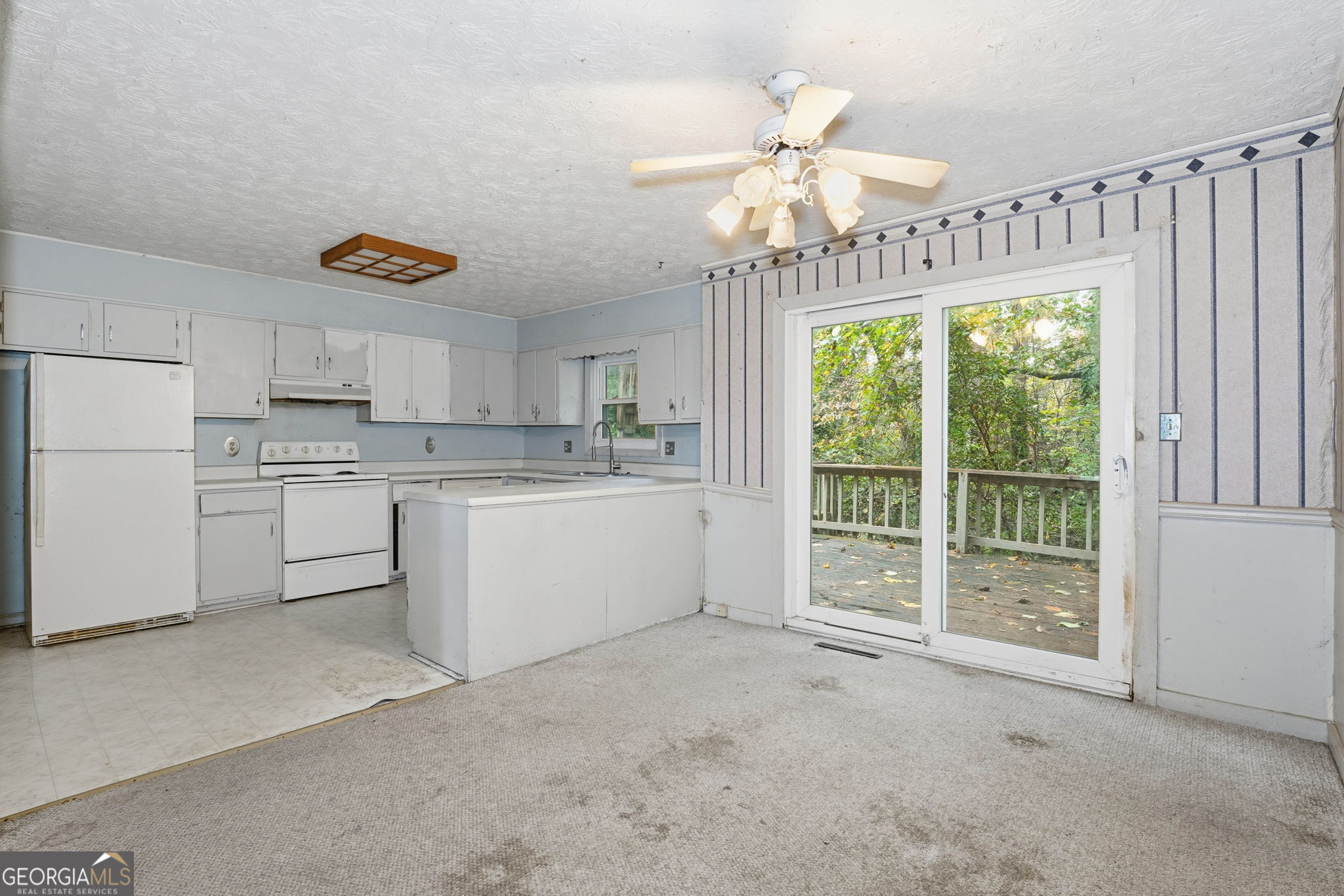 767 Starmist Court NE