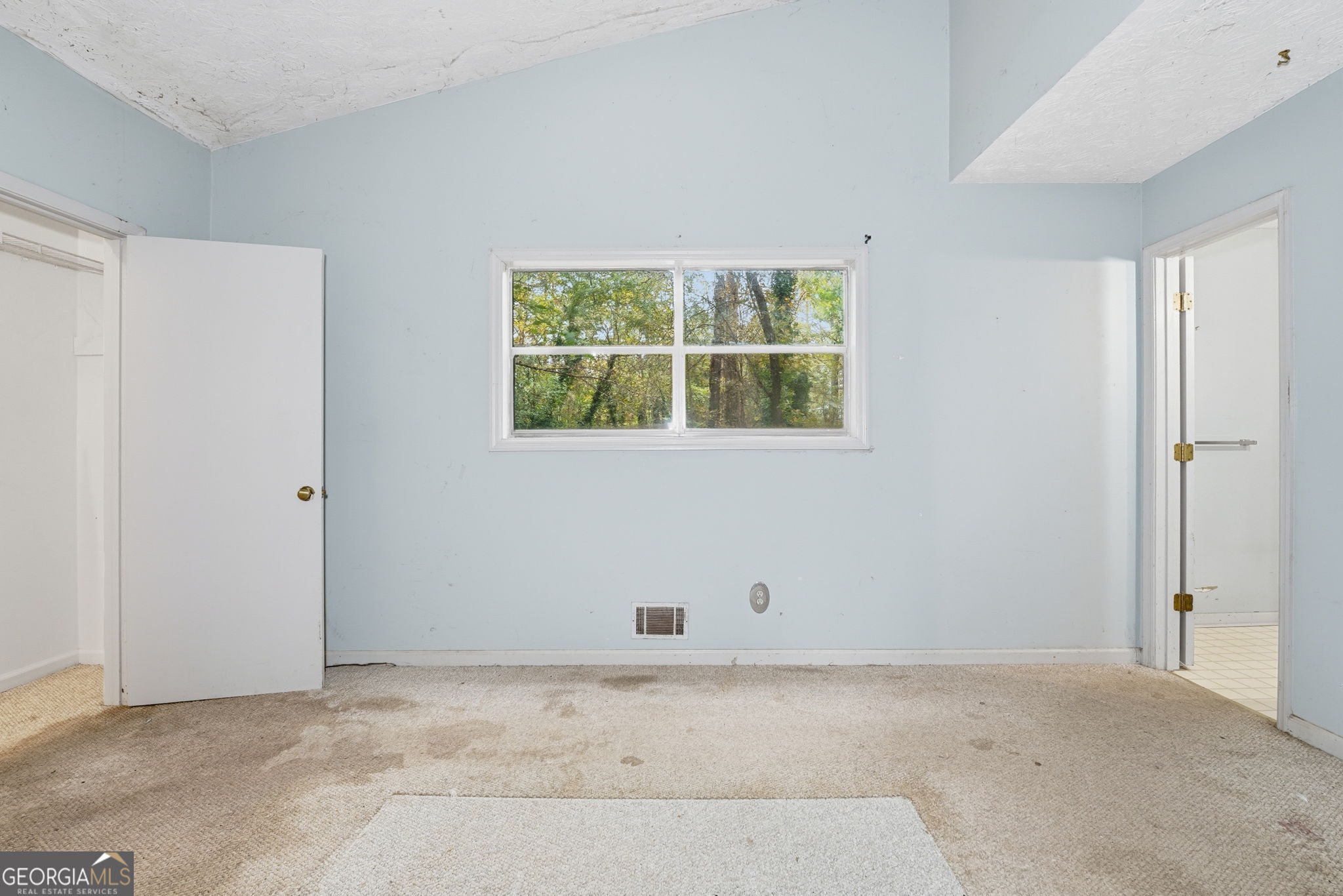 767 Starmist Court NE