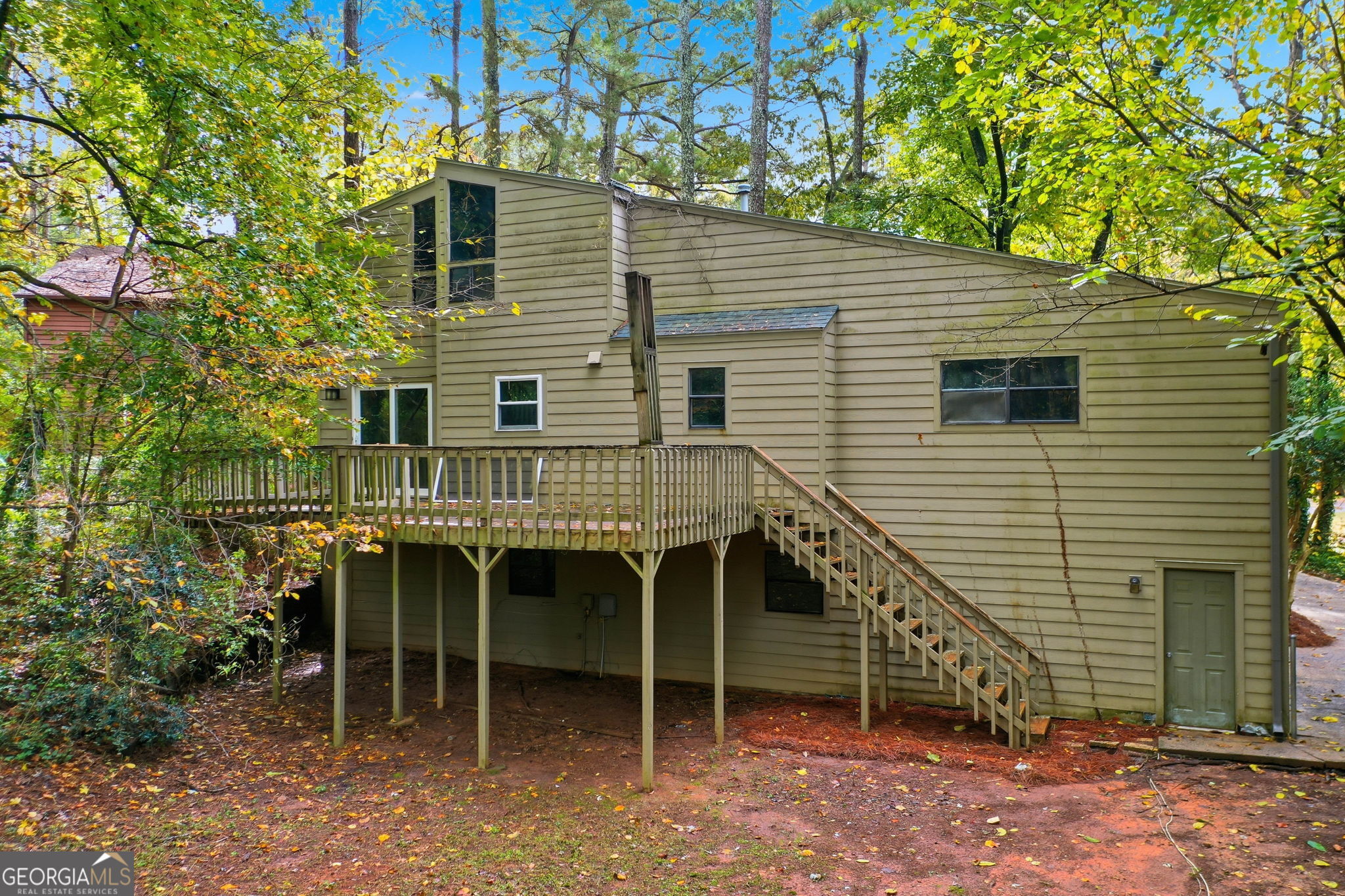 767 Starmist Court NE