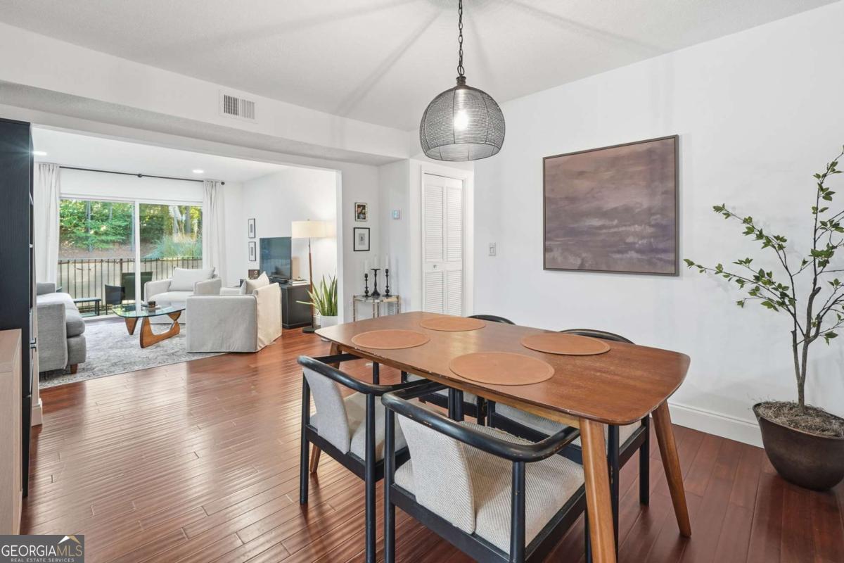 6851 Roswell Road # H29