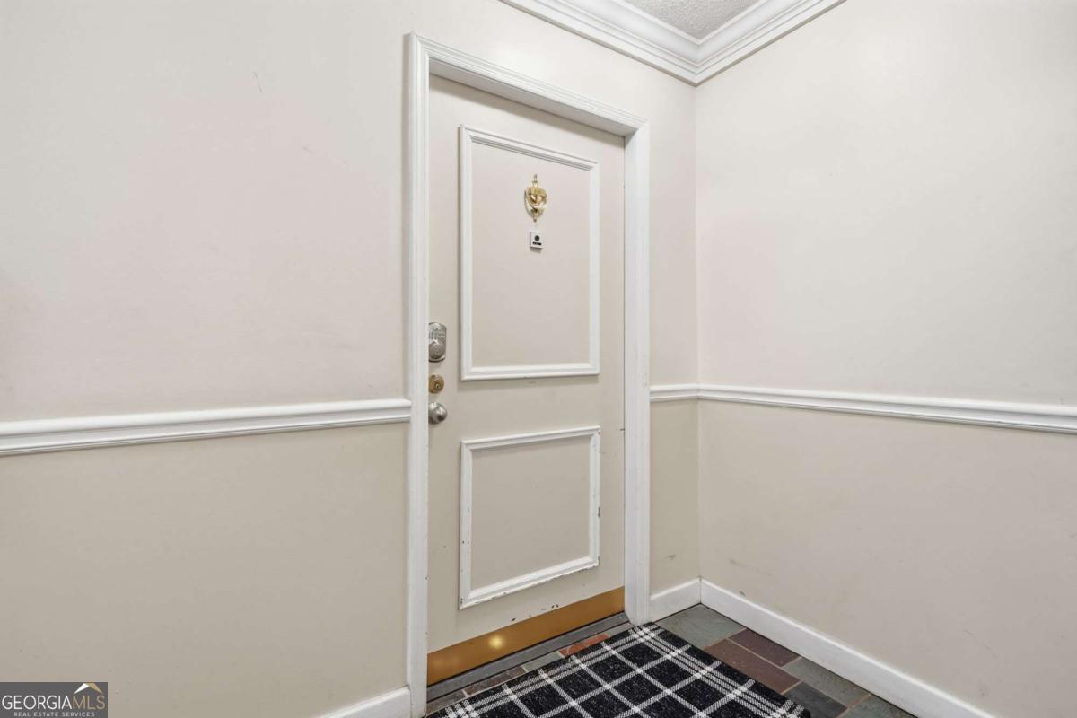 6851 Roswell Road # H29