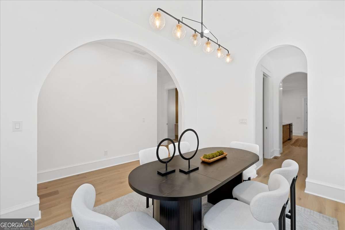 247 Greenwood Circle