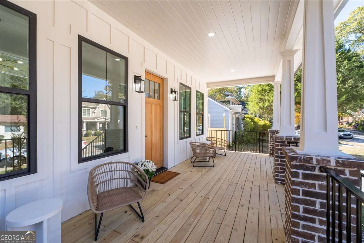 247 Greenwood Circle