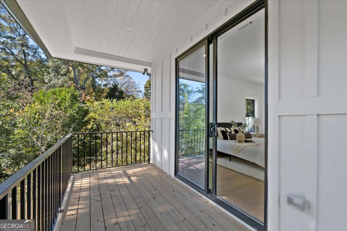 247 Greenwood Circle