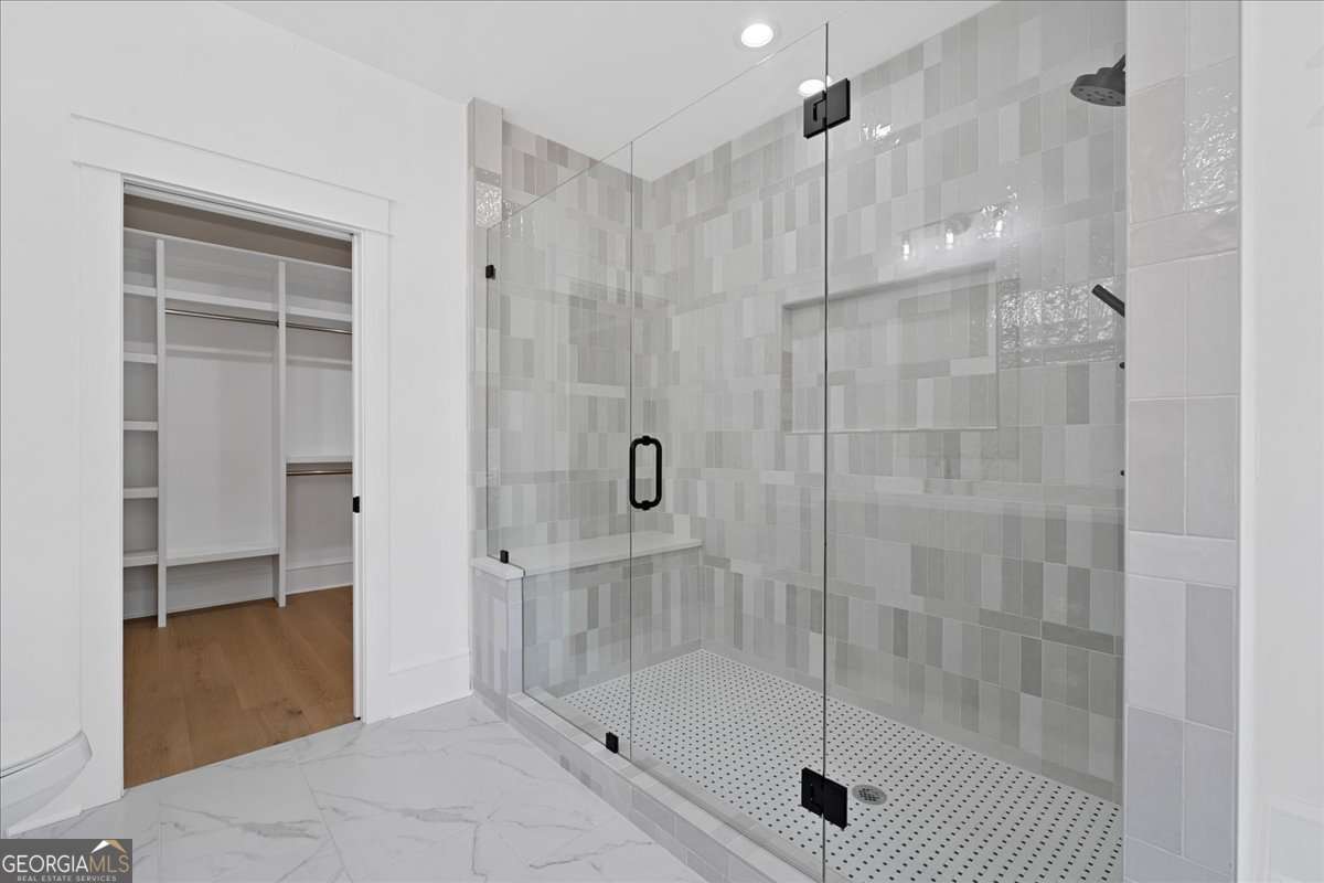 247 Greenwood Circle