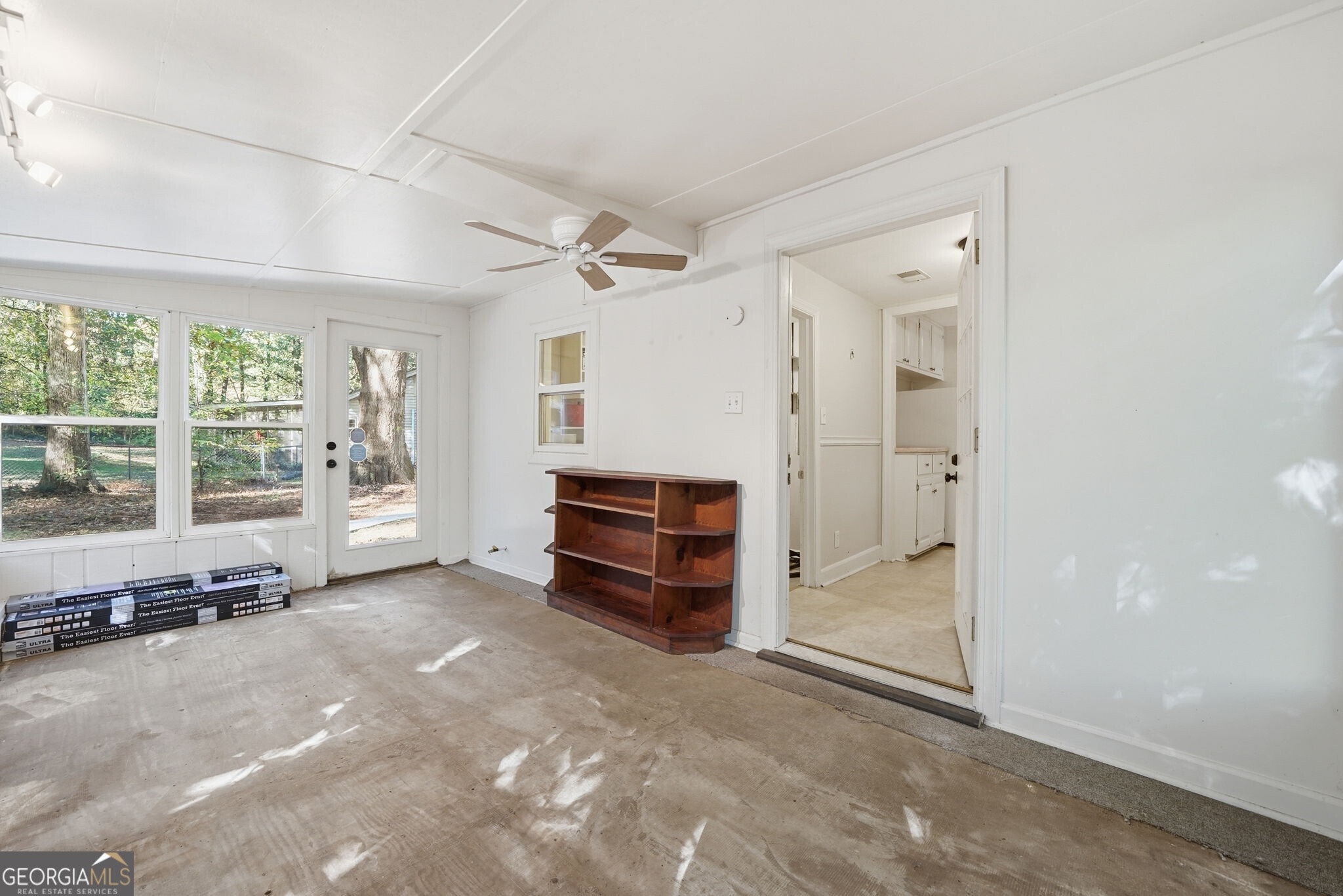 2518 Pine Lake Place