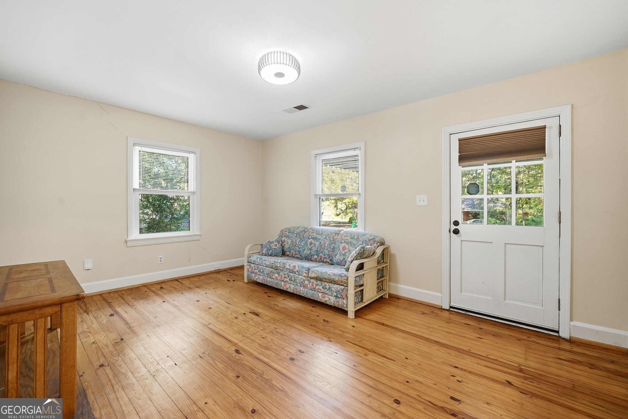 2518 Pine Lake Place