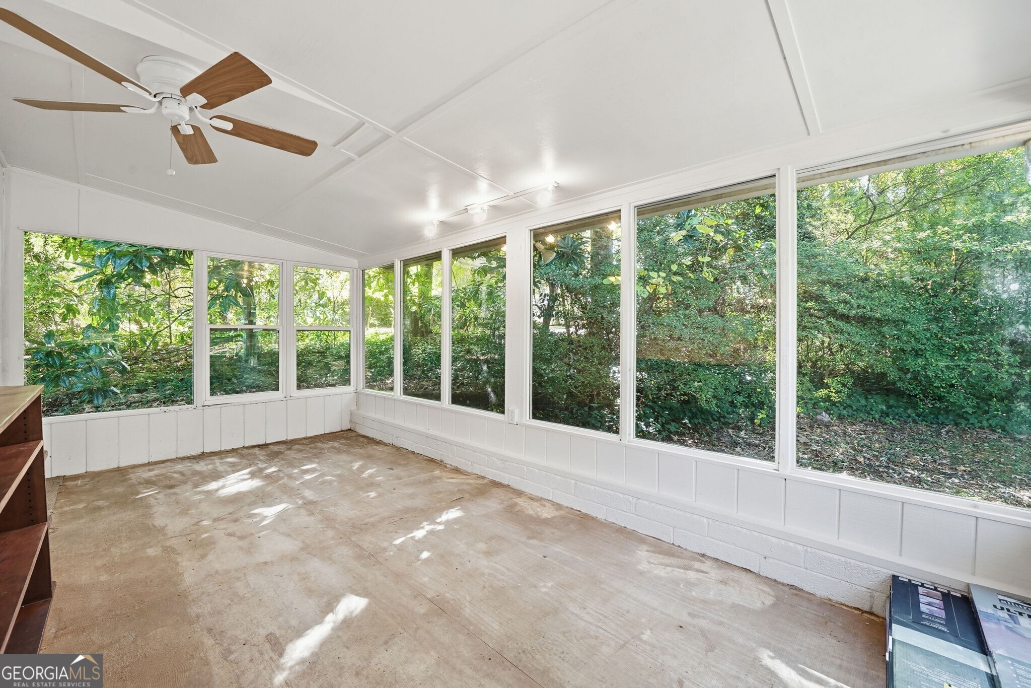 2518 Pine Lake Place