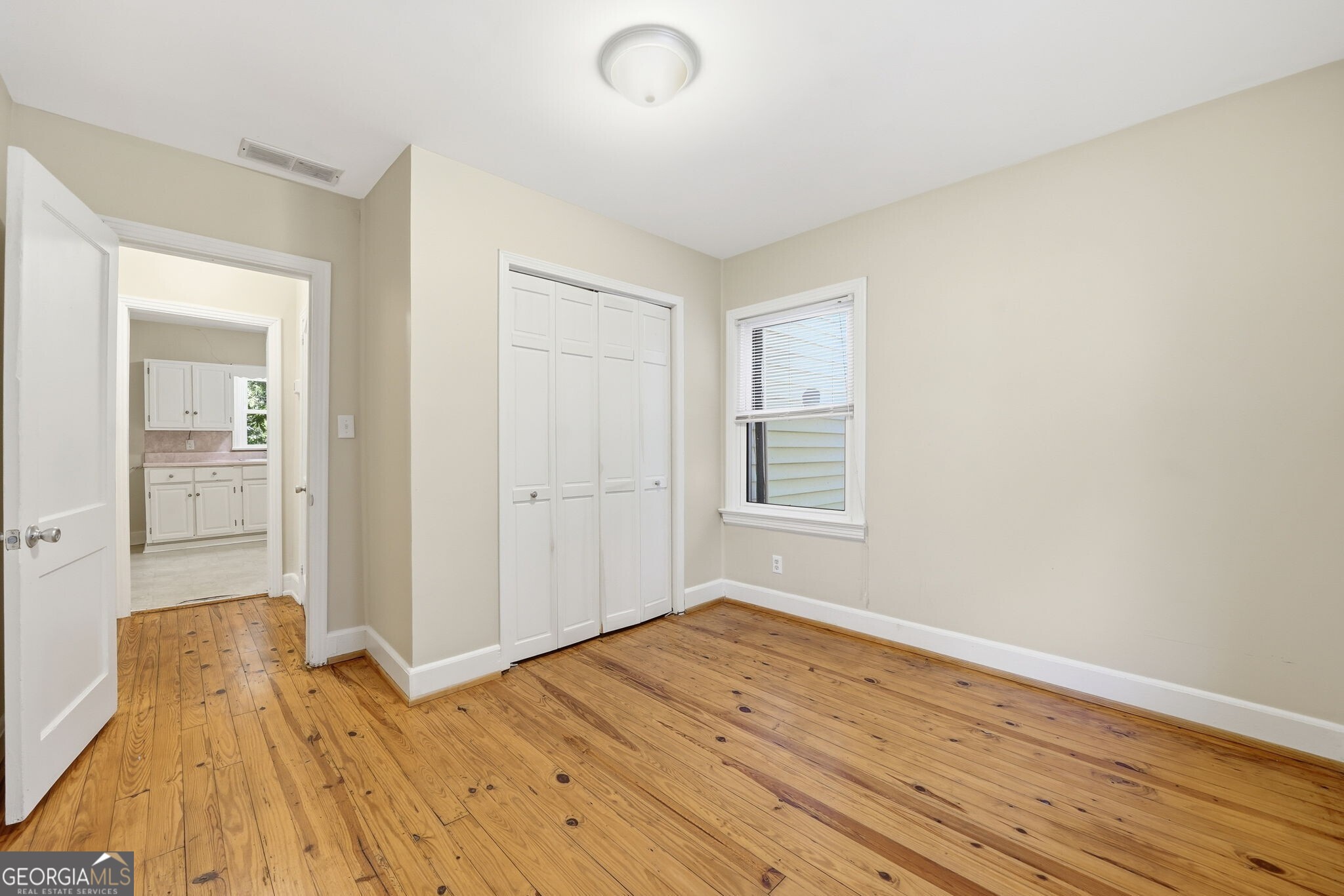 2518 Pine Lake Place