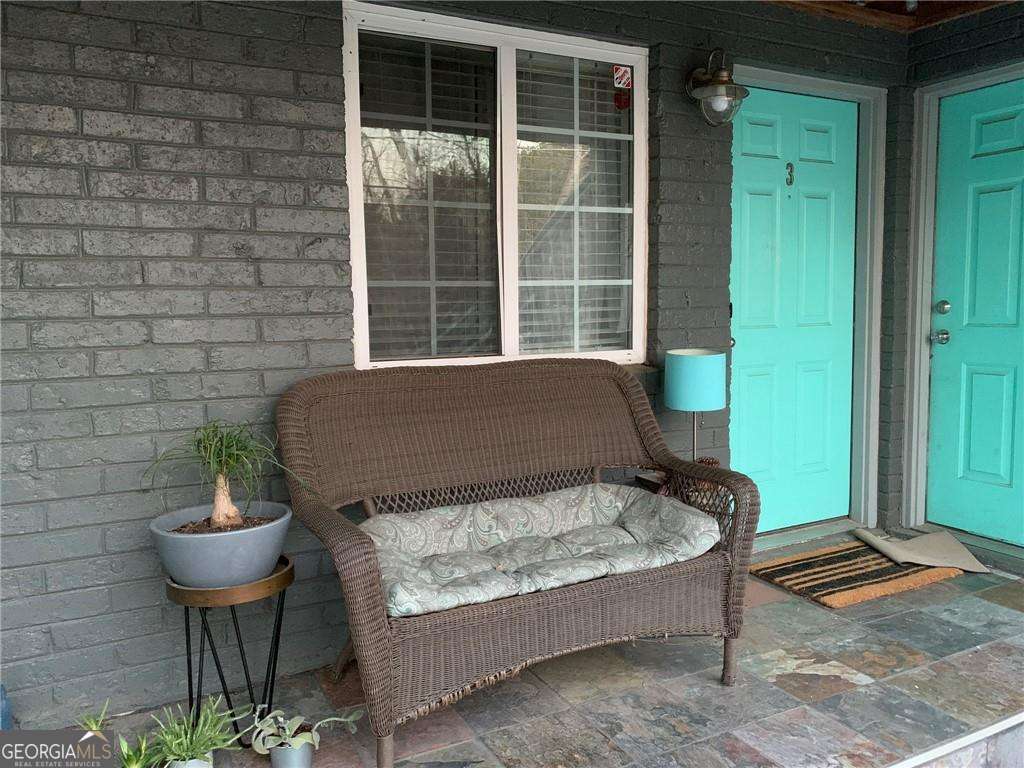 210 Sampson Street NE # 3