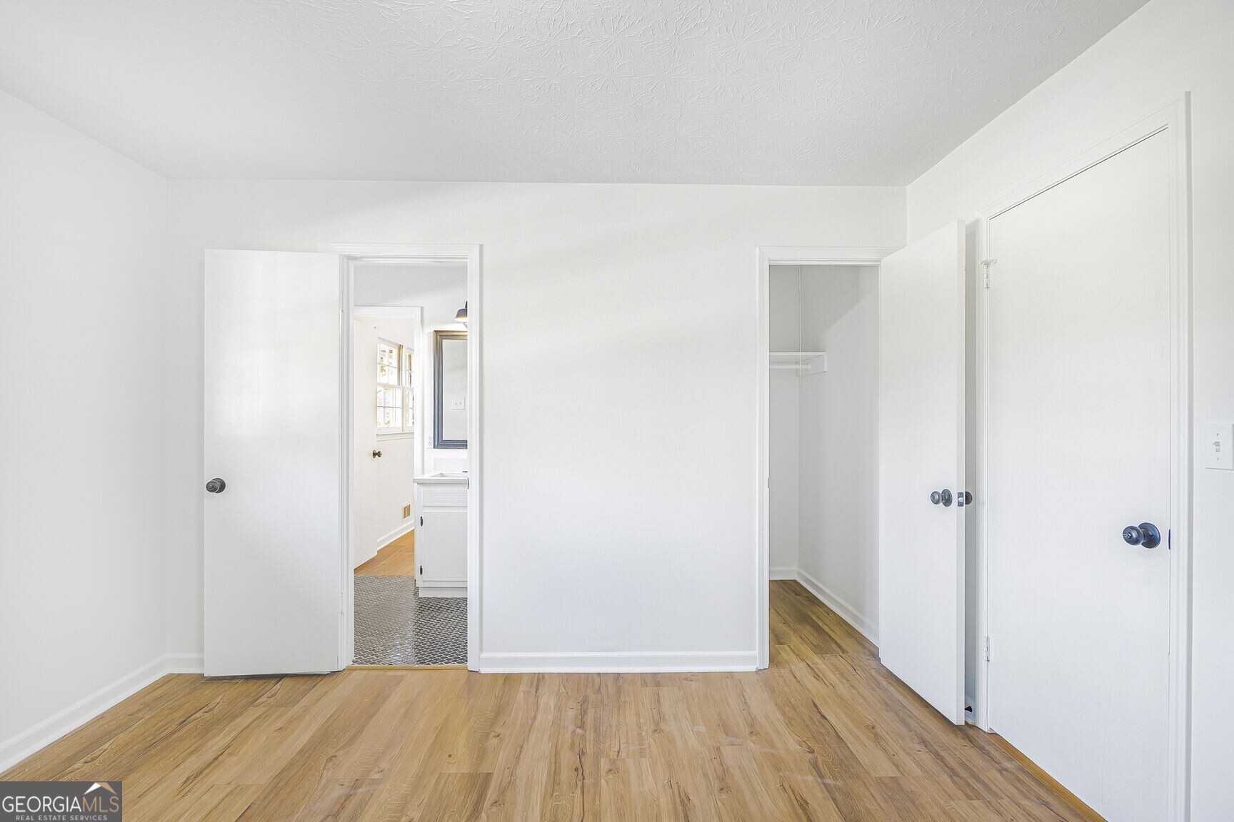 483 Rollingwood Drive