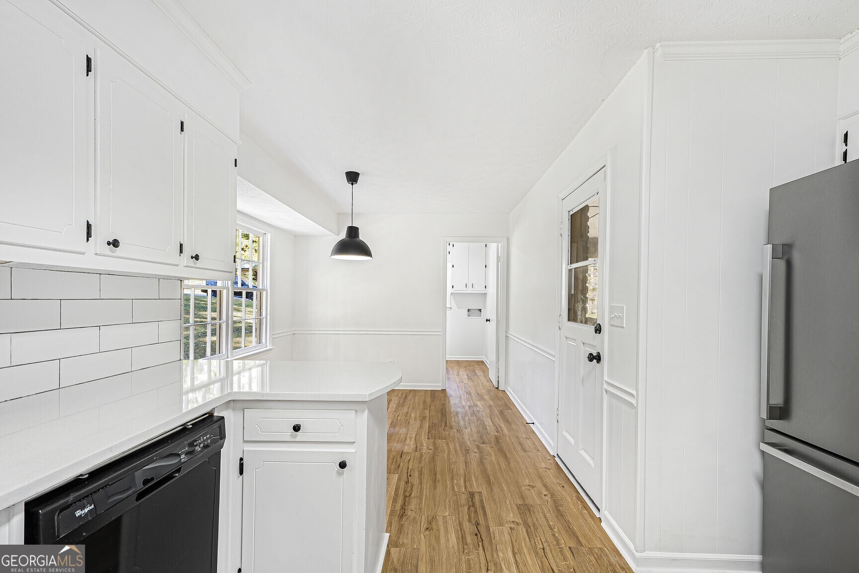 483 Rollingwood Drive