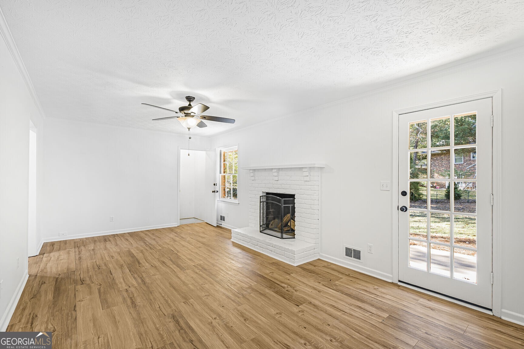 483 Rollingwood Drive