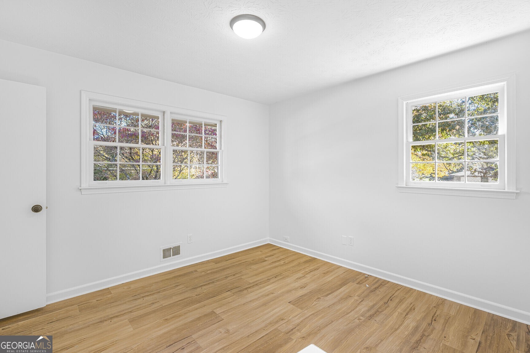 483 Rollingwood Drive