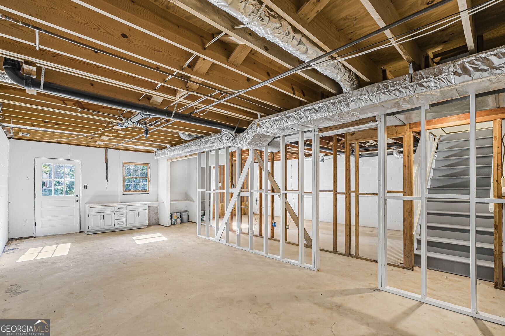 483 Rollingwood Drive