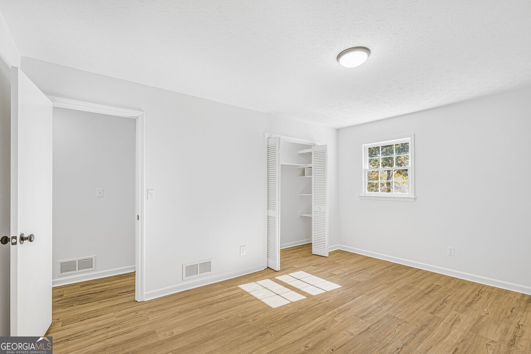 483 Rollingwood Drive