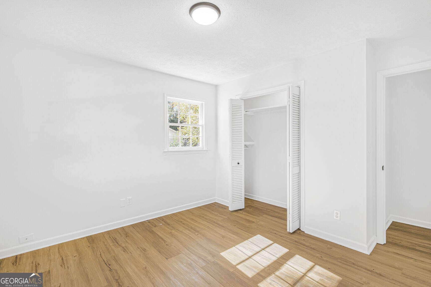 483 Rollingwood Drive