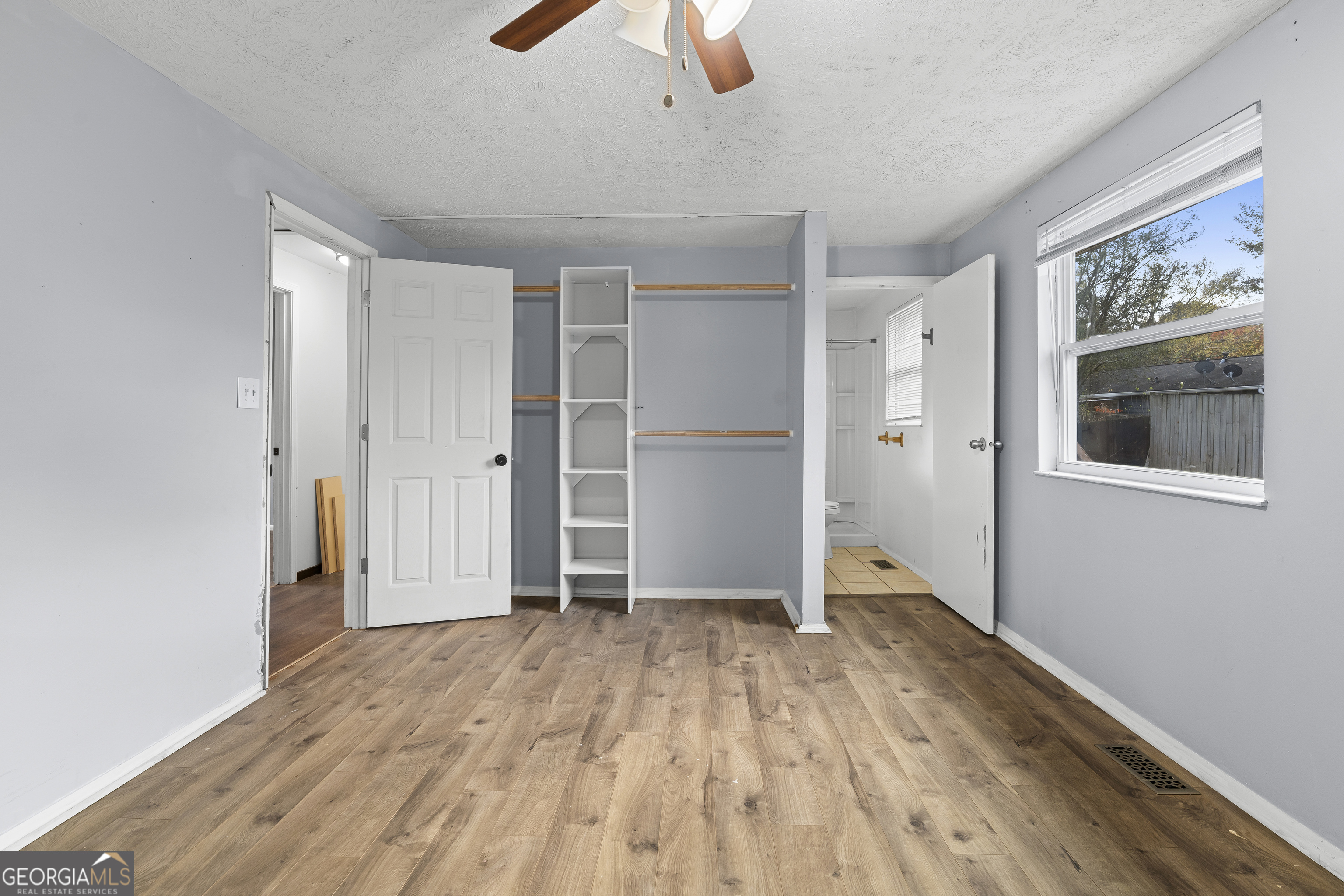 425 Worthington Hills Court