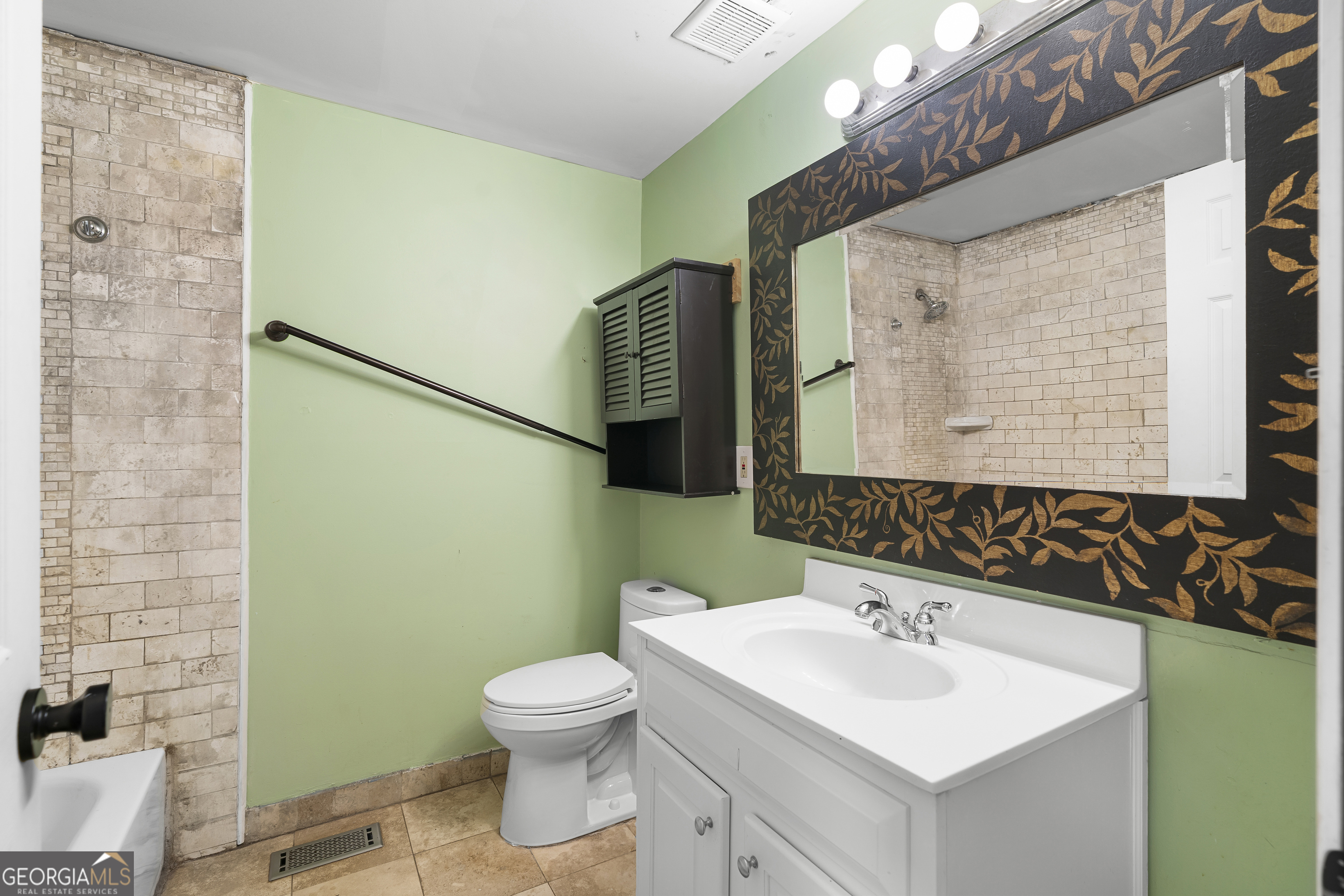 425 Worthington Hills Court