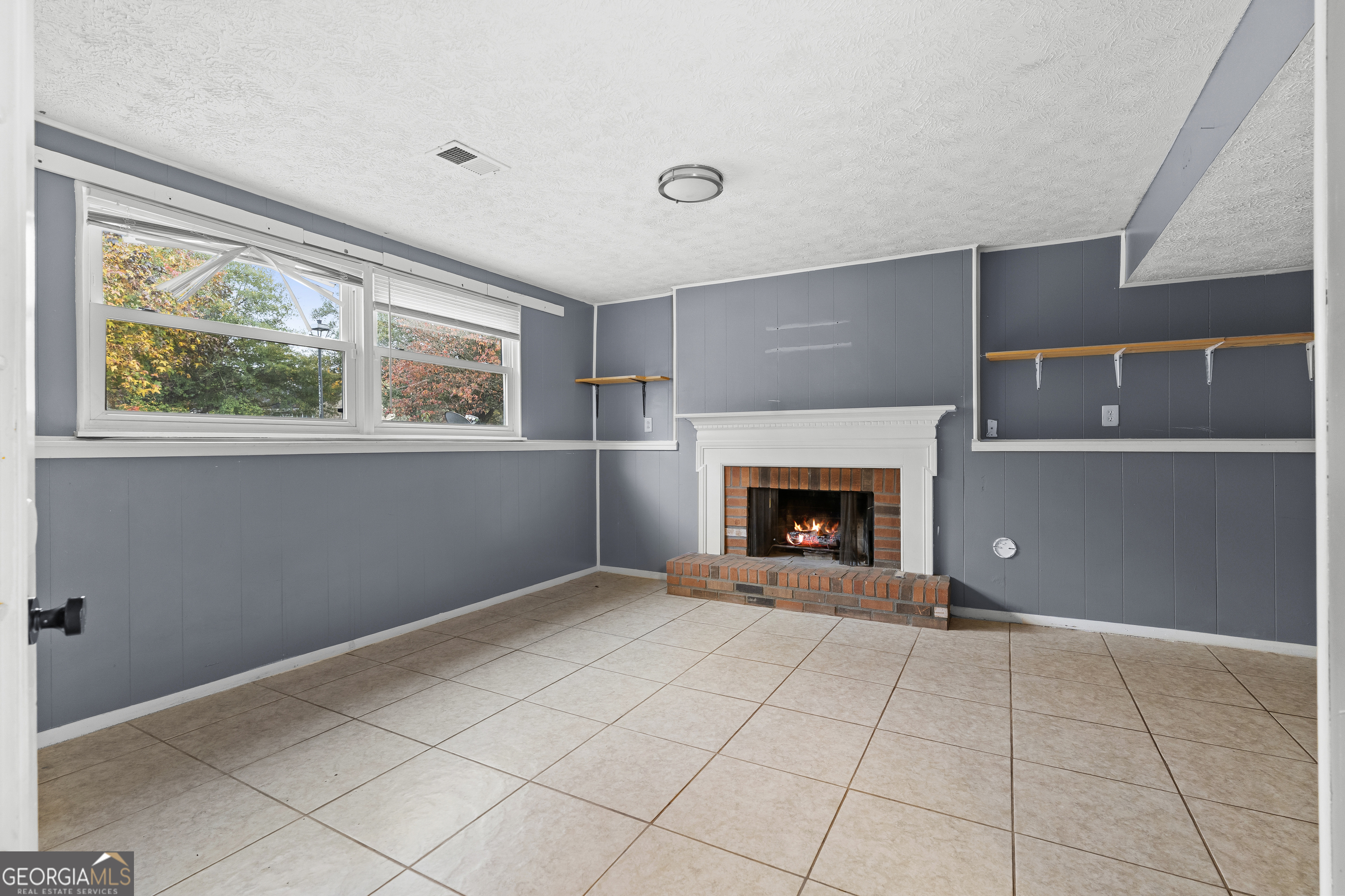 425 Worthington Hills Court