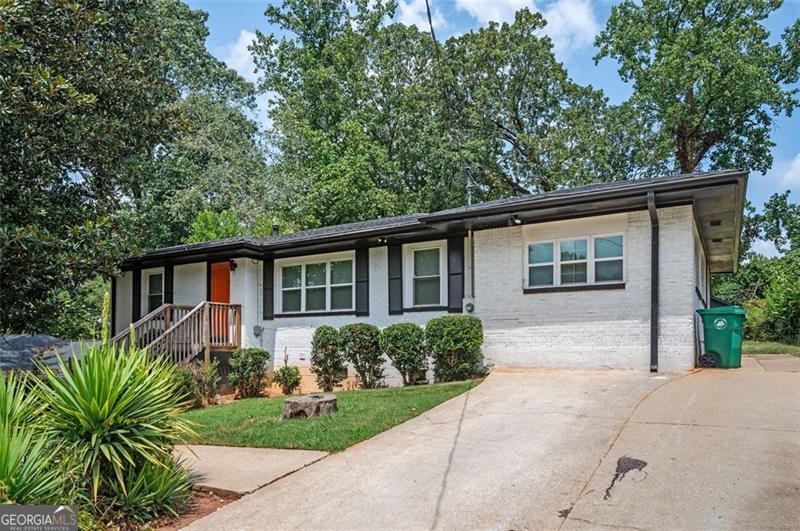 1778 FLINTWOOD Drive SE