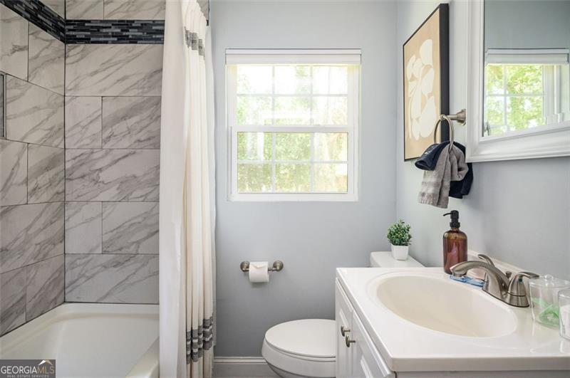 1778 FLINTWOOD Drive SE