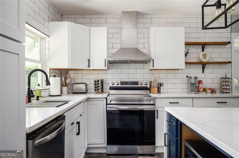 1778 FLINTWOOD Drive SE