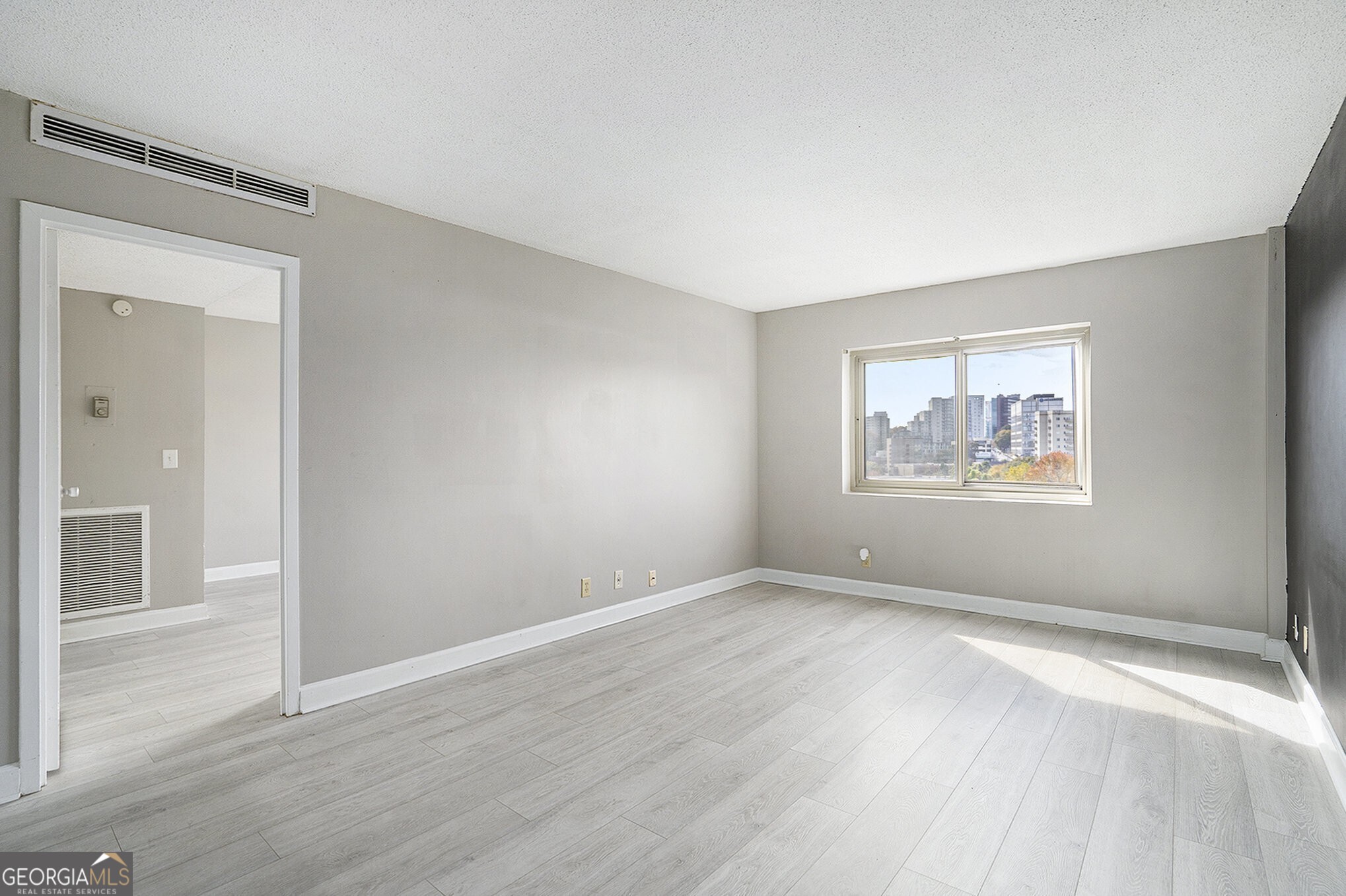 2285 Peachtree Road NE # 1104