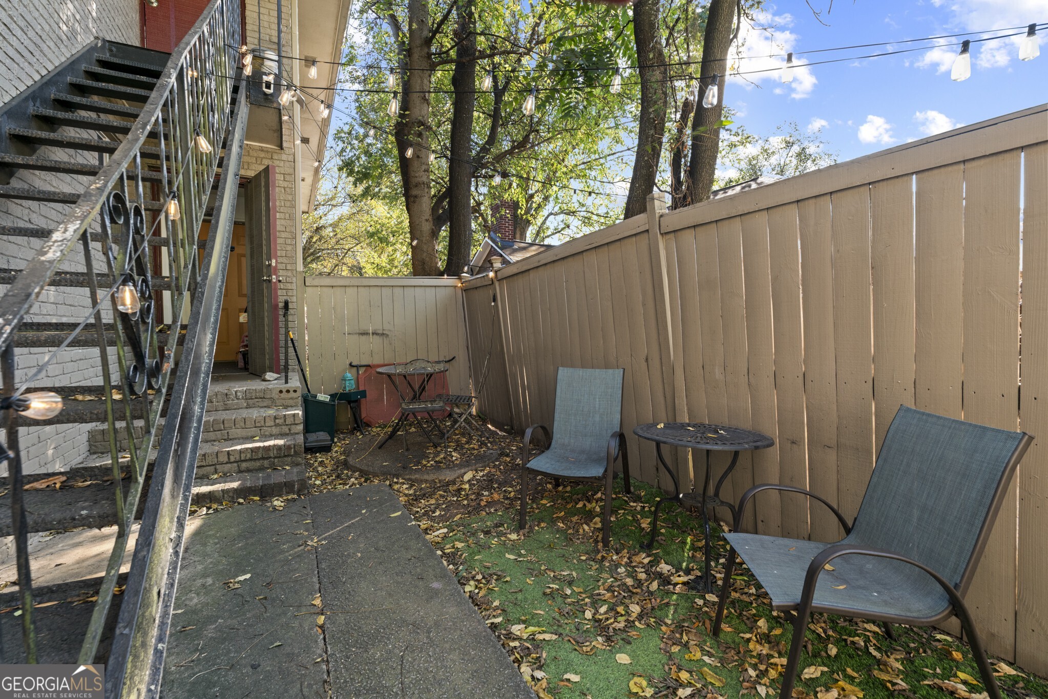 394 6th Street NE # 2