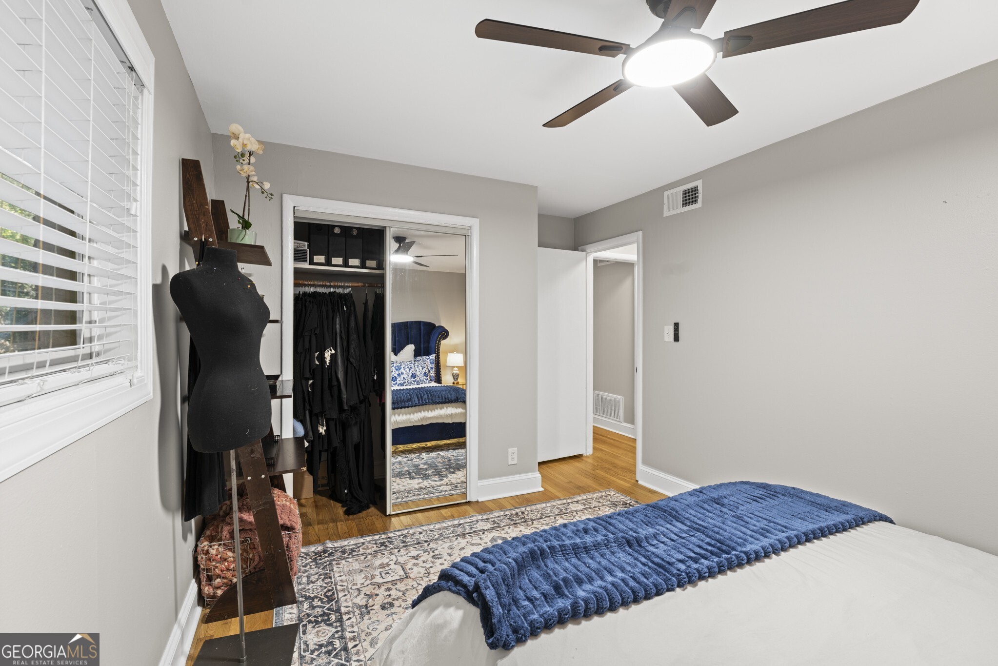 394 6th Street NE # 2