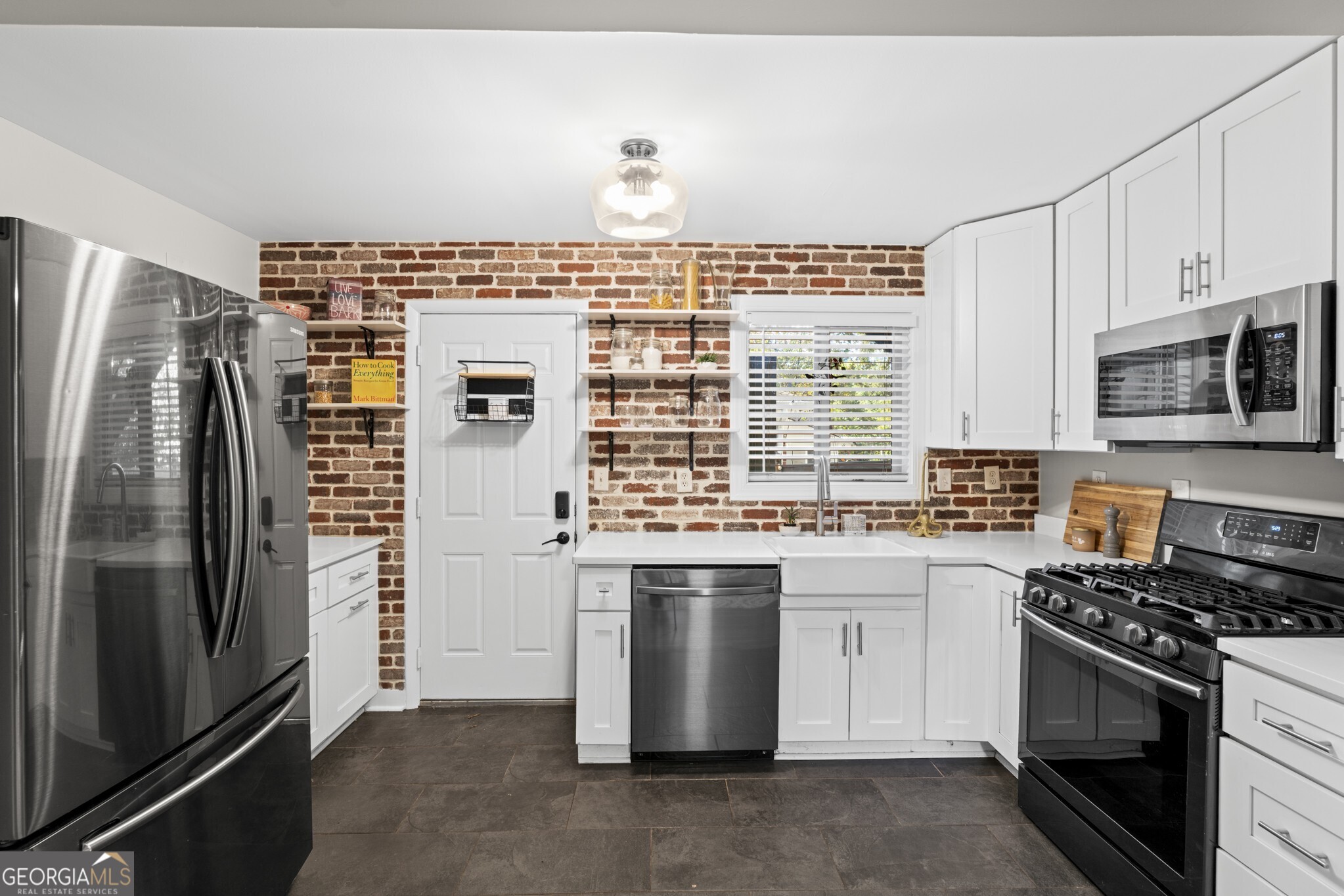 394 6th Street NE # 2