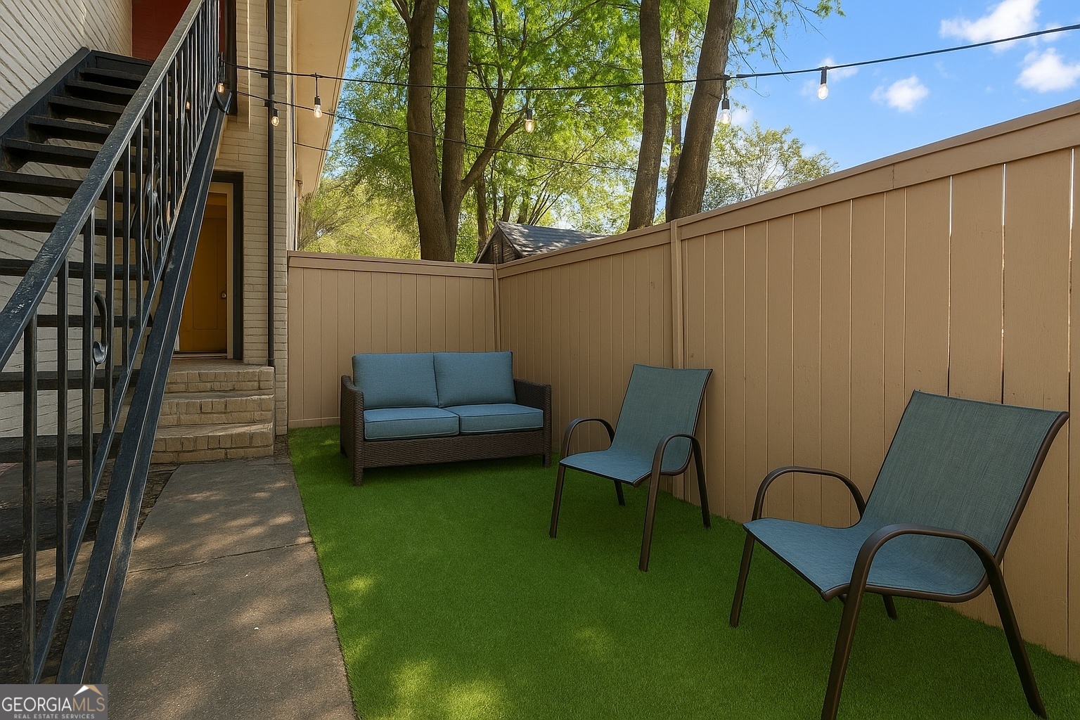 394 6th Street NE # 2