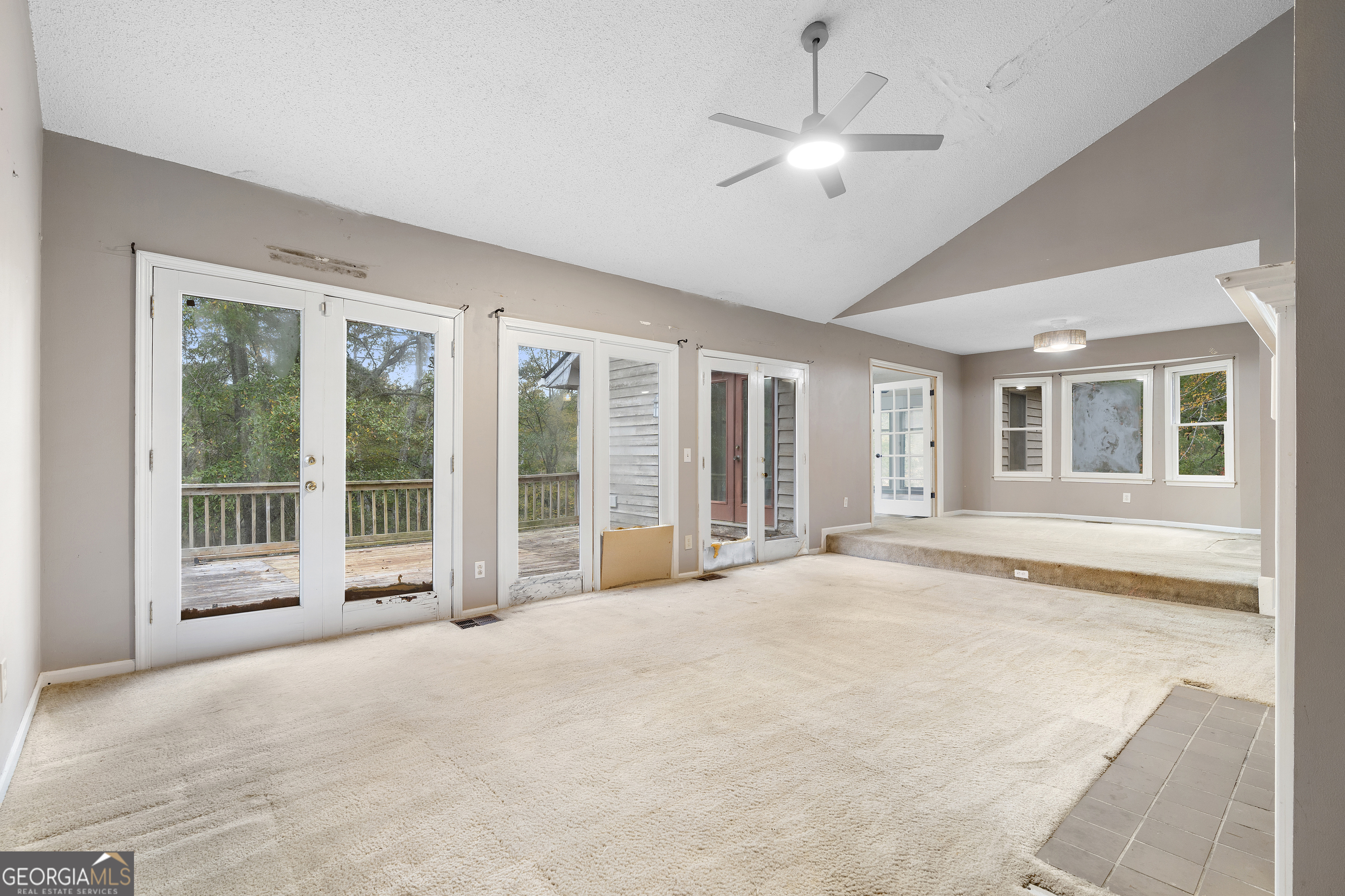 3177 Spring Lake Drive NE