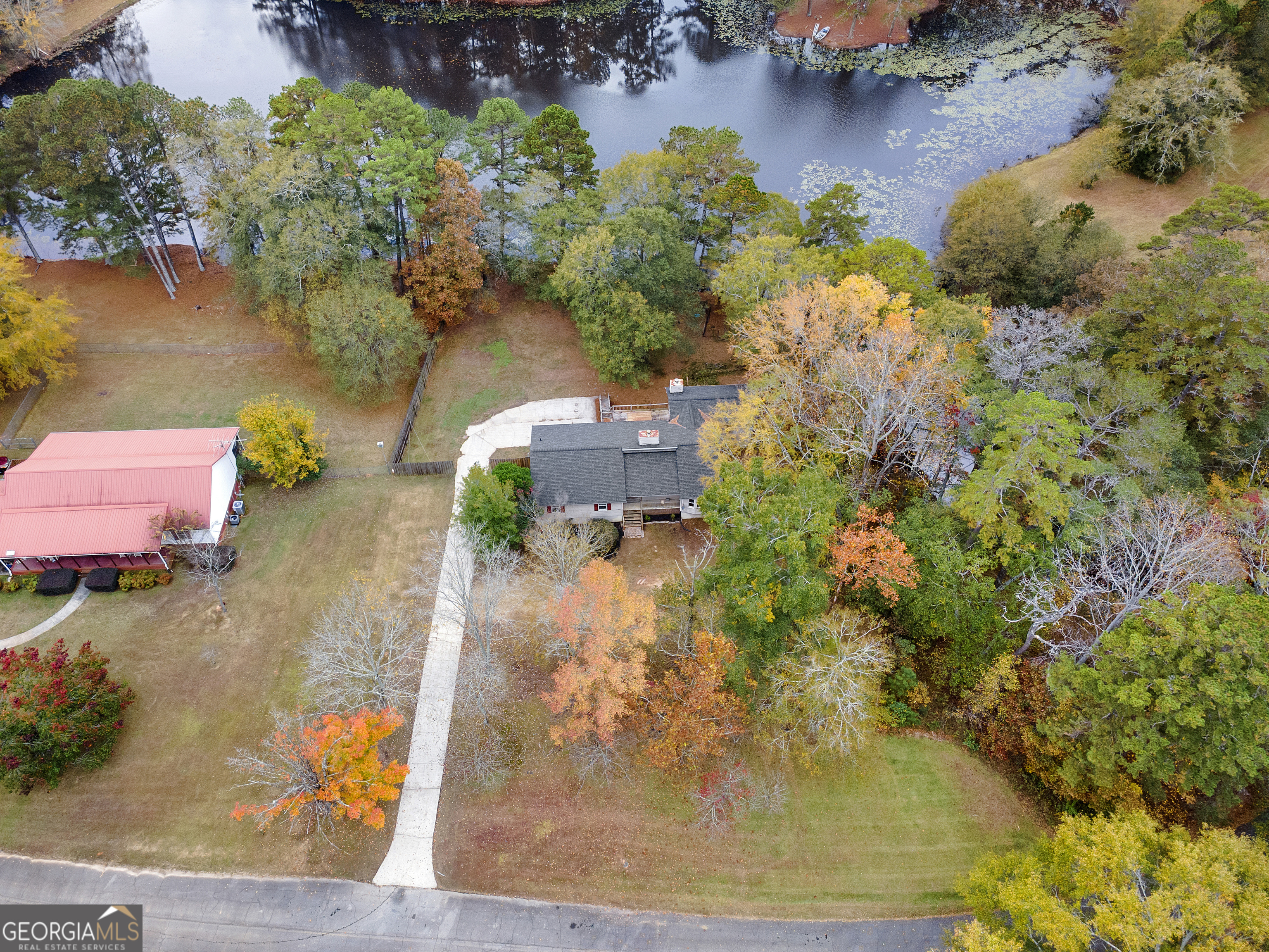 3177 Spring Lake Drive NE