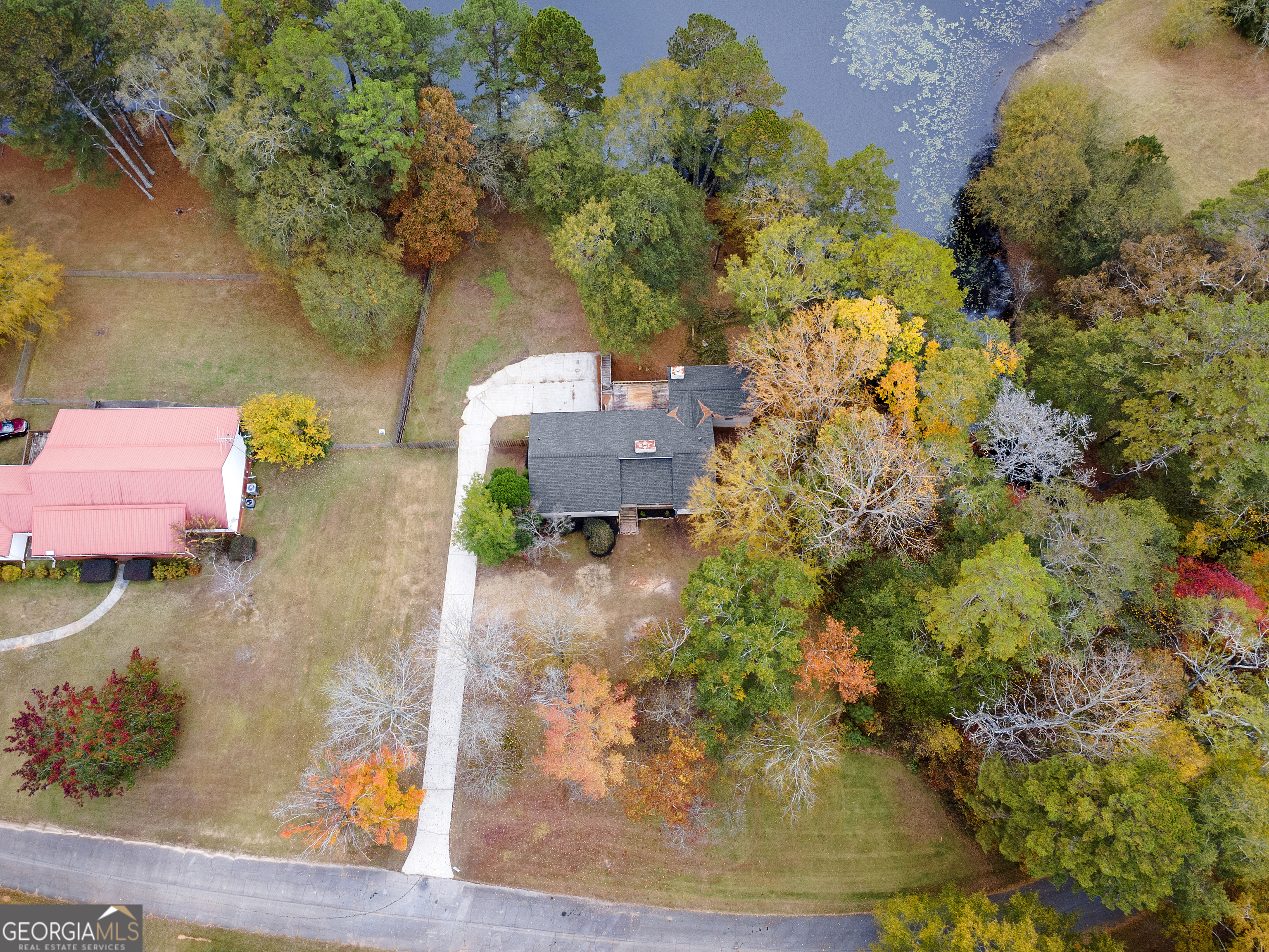 3177 Spring Lake Drive NE