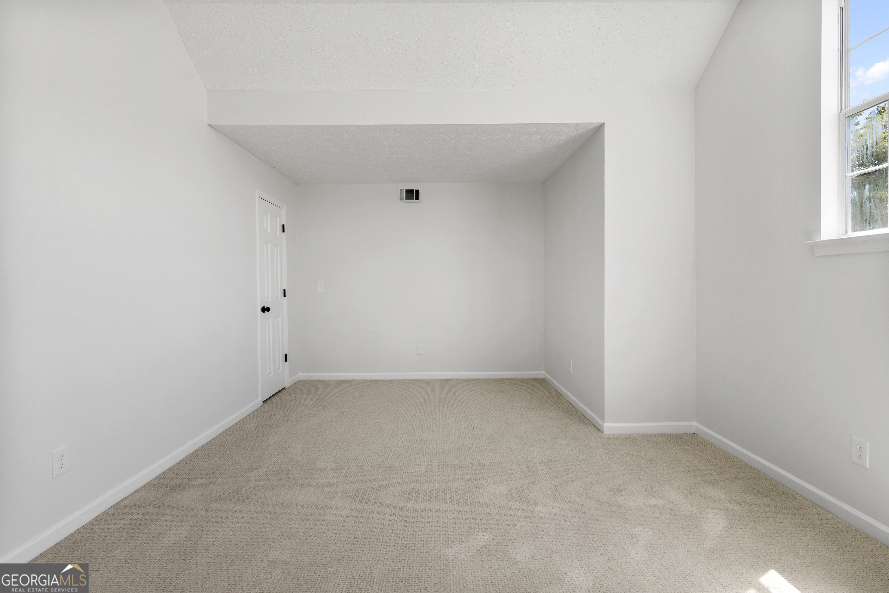 2881 Bridle Creek Drive SW